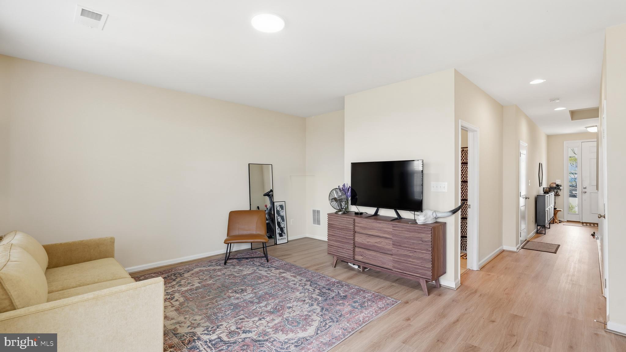 EMBREY MILL - Residential