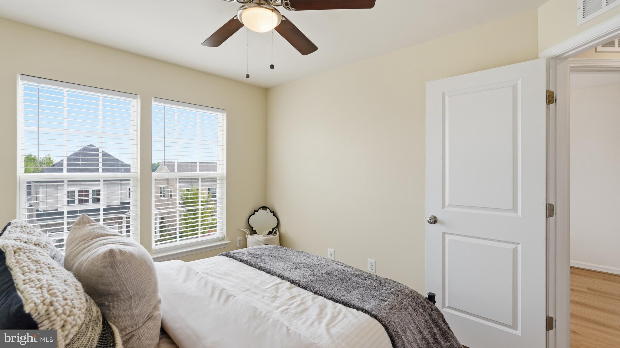 EMBREY MILL - Residential