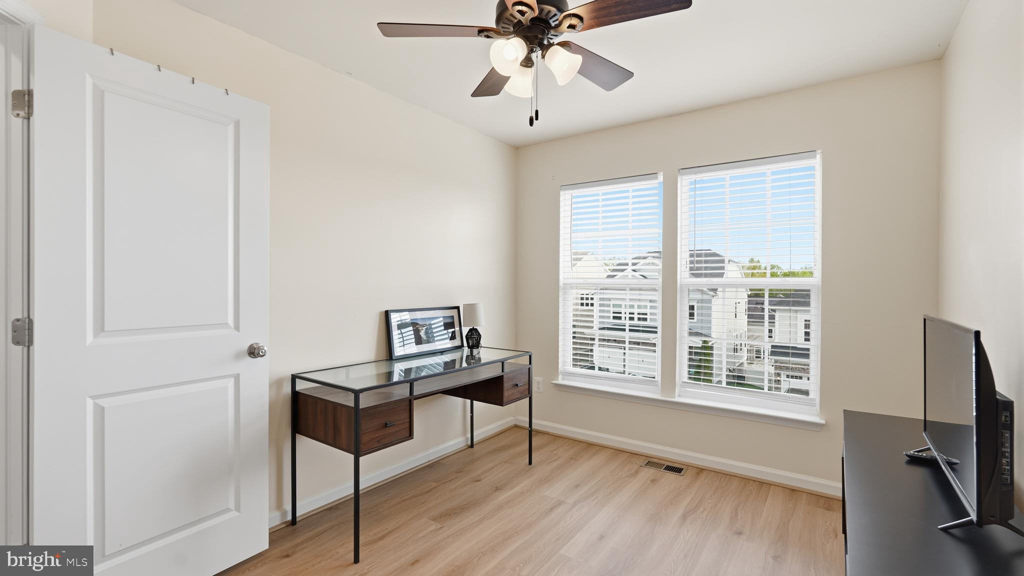 EMBREY MILL - Residential