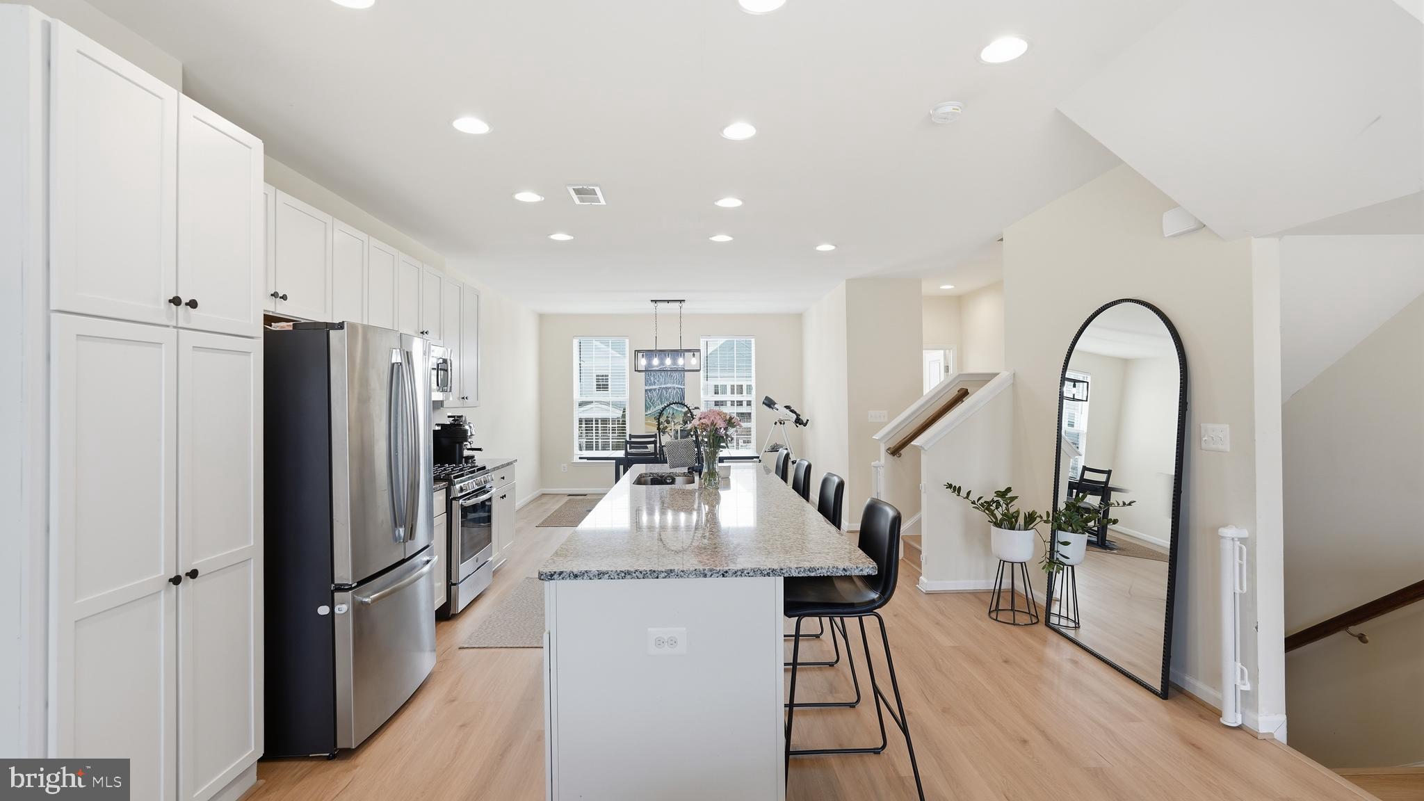 EMBREY MILL - Residential