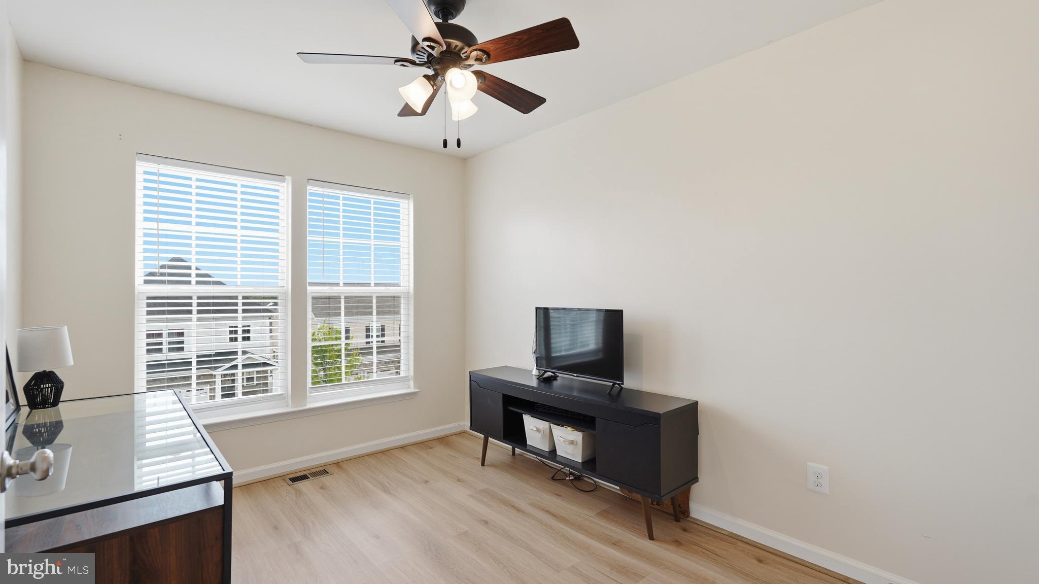 EMBREY MILL - Residential