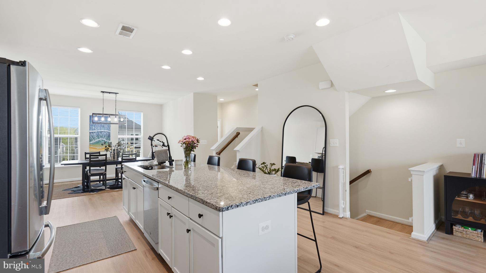 EMBREY MILL - Residential