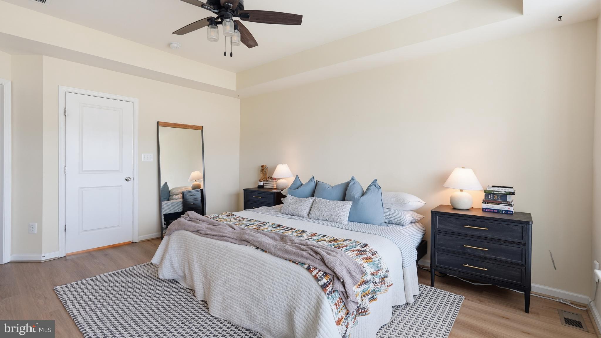 EMBREY MILL - Residential