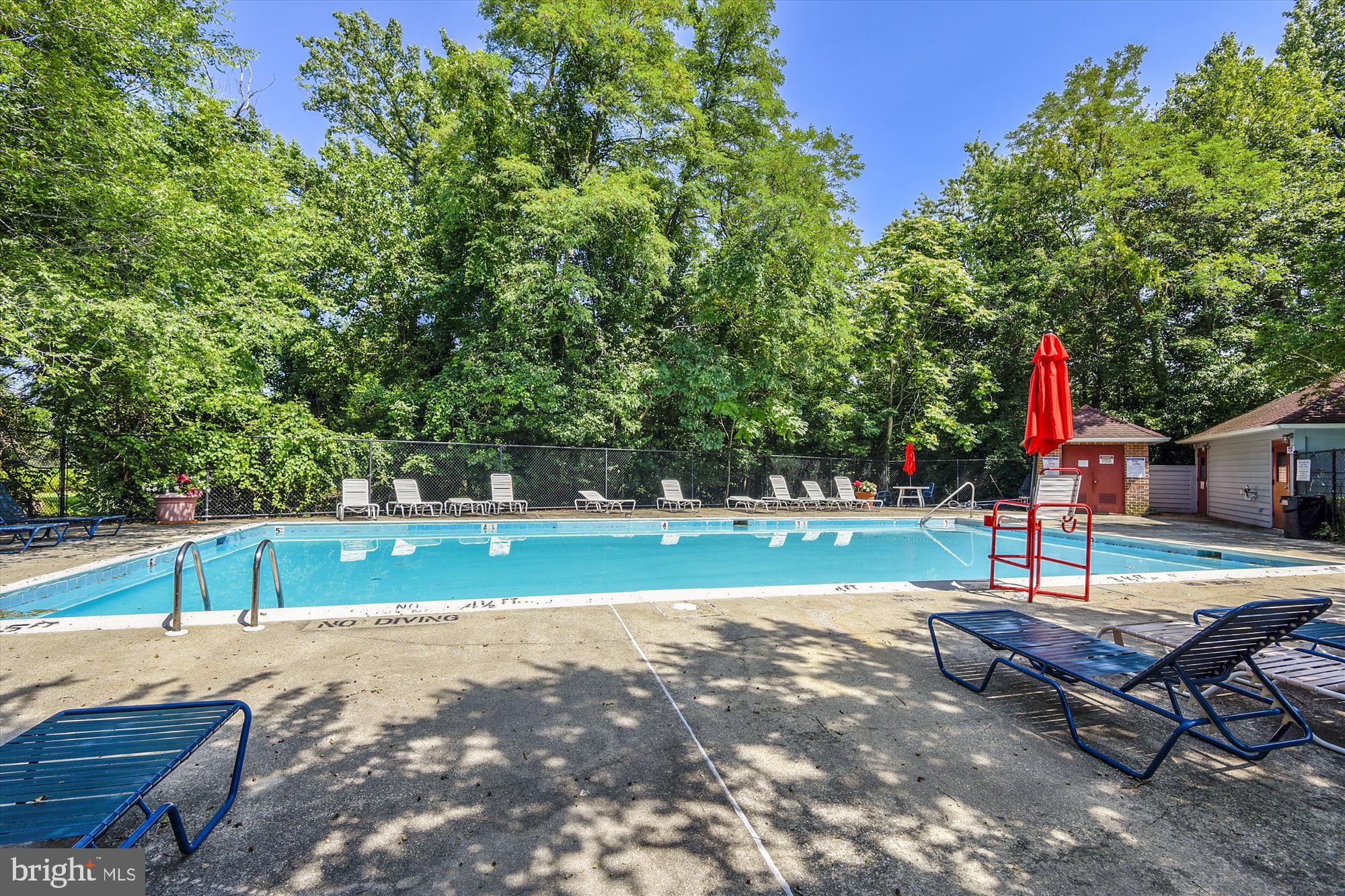 LAKE HERON CONDO - Residential