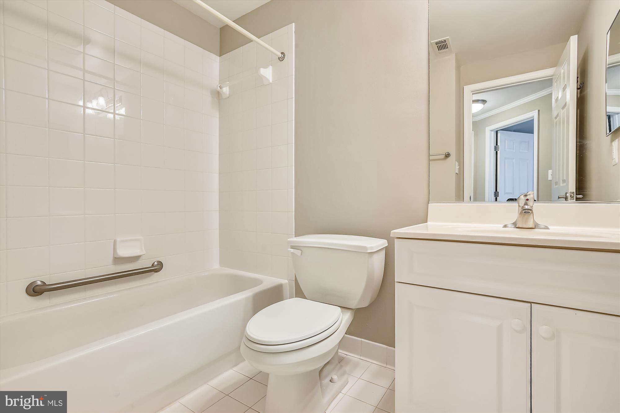 LAKE HERON CONDO - Residential