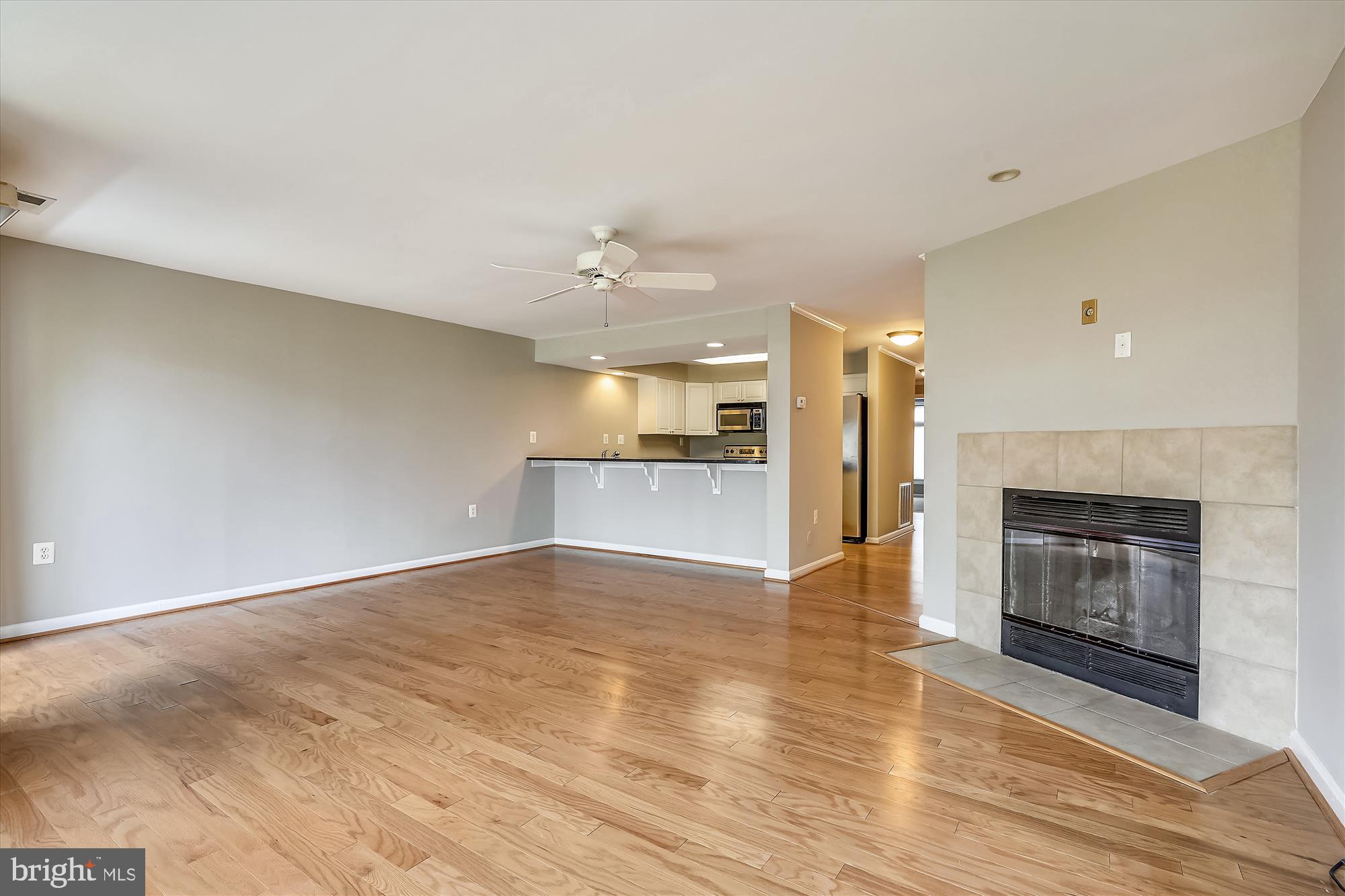 LAKE HERON CONDO - Residential