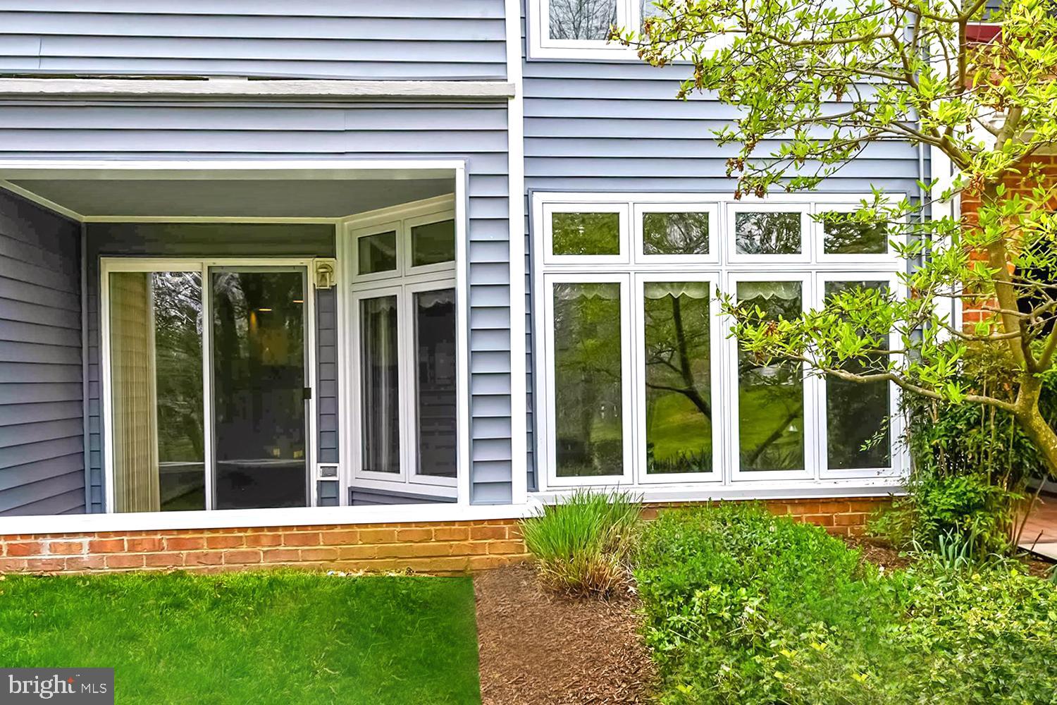 LAKE HERON CONDO - Residential