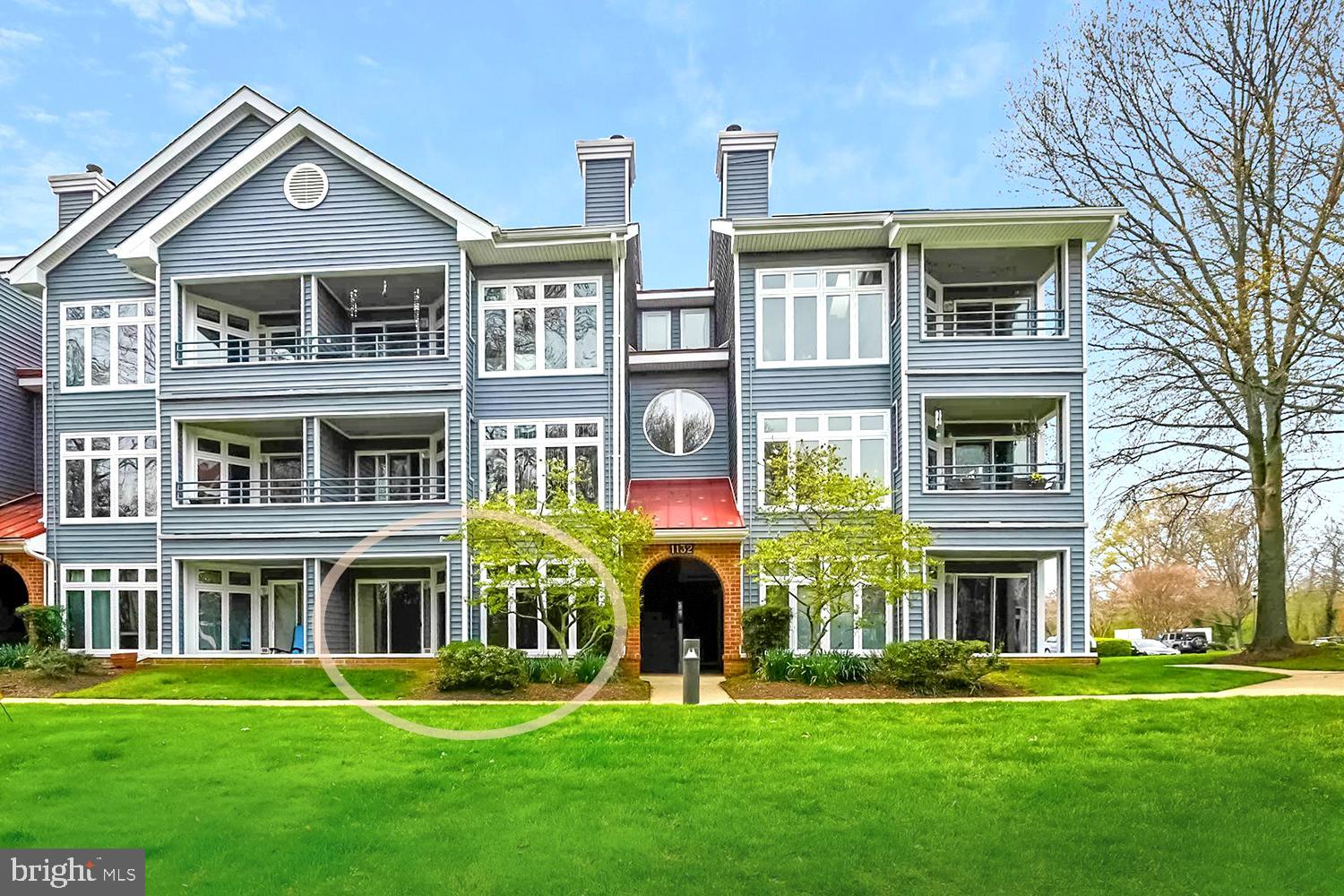 LAKE HERON CONDO - Residential