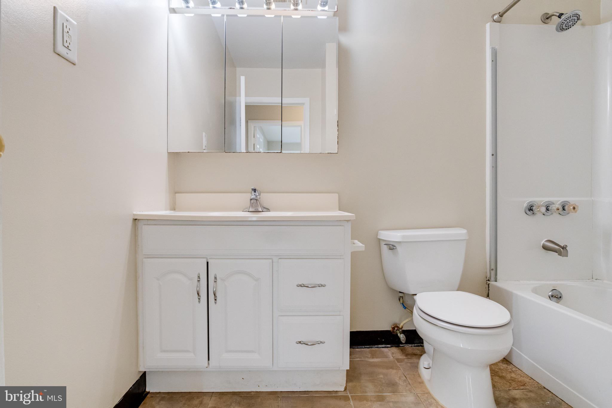 ROCKLEDGE AT BELAIR - Residential Lease