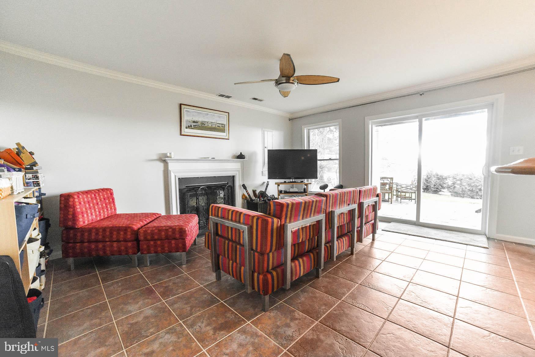 HARBOR VIEW VILLAS - Residential