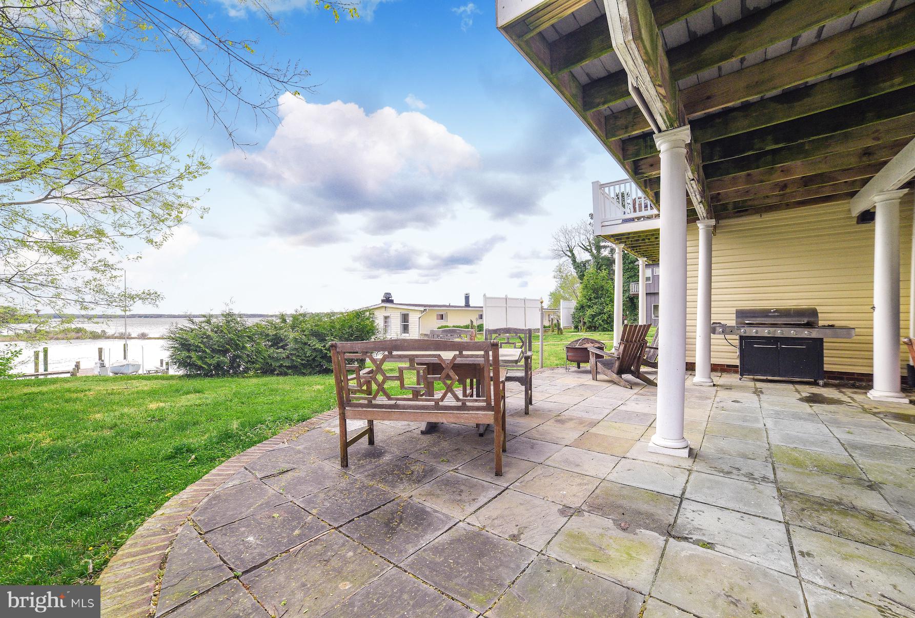 HARBOR VIEW VILLAS - Residential