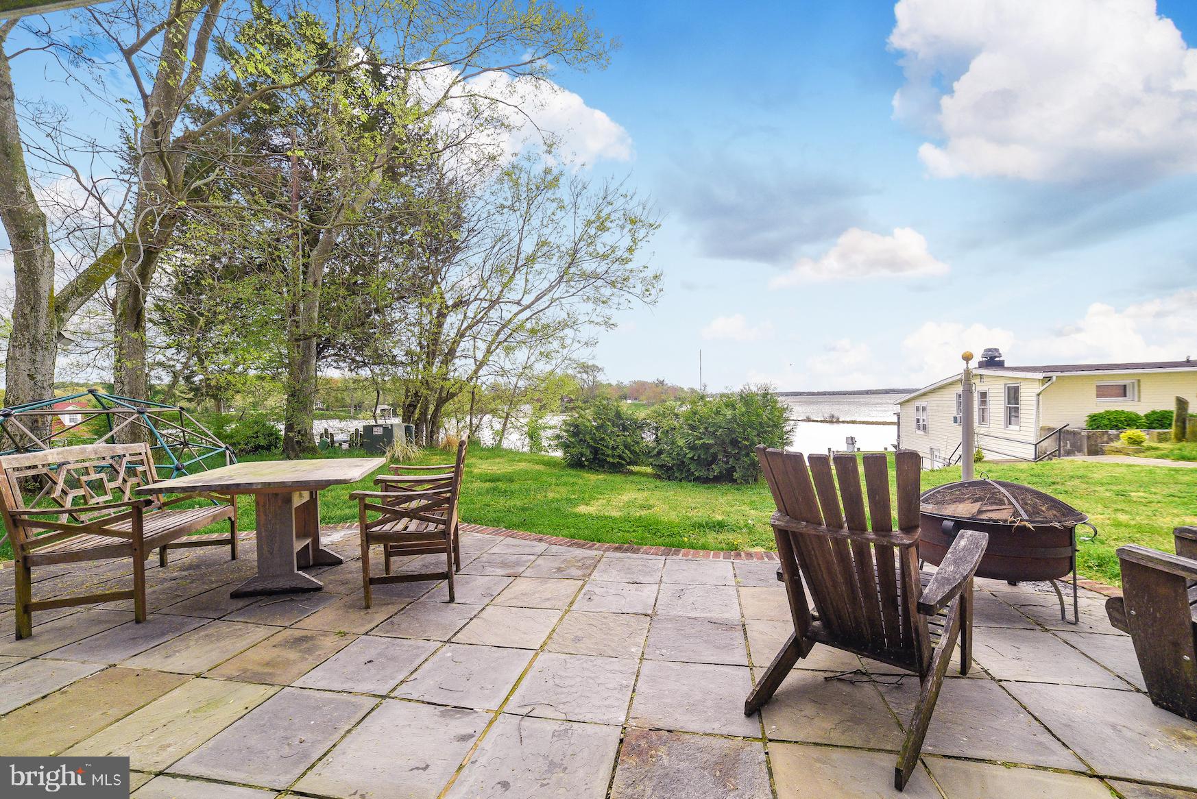 HARBOR VIEW VILLAS - Residential