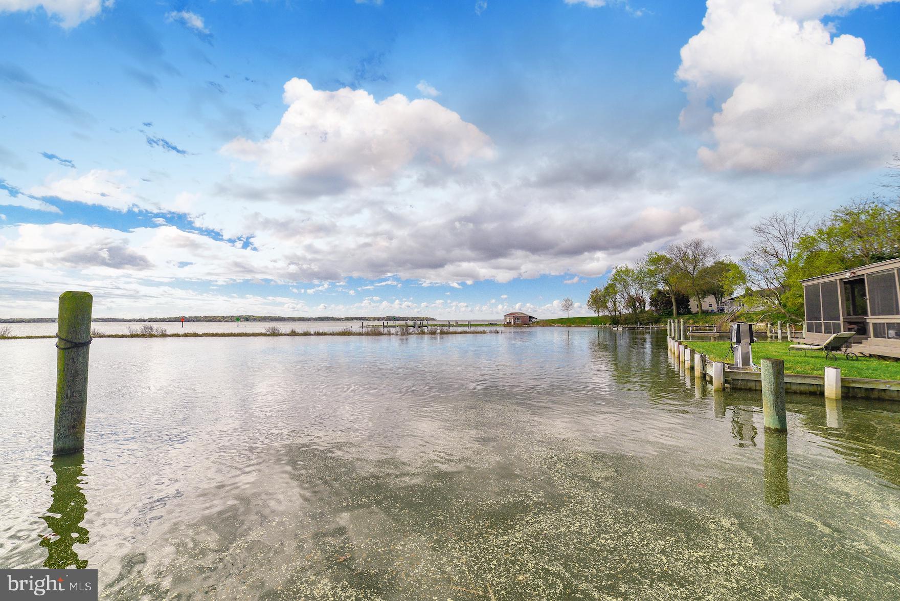 HARBOR VIEW VILLAS - Residential