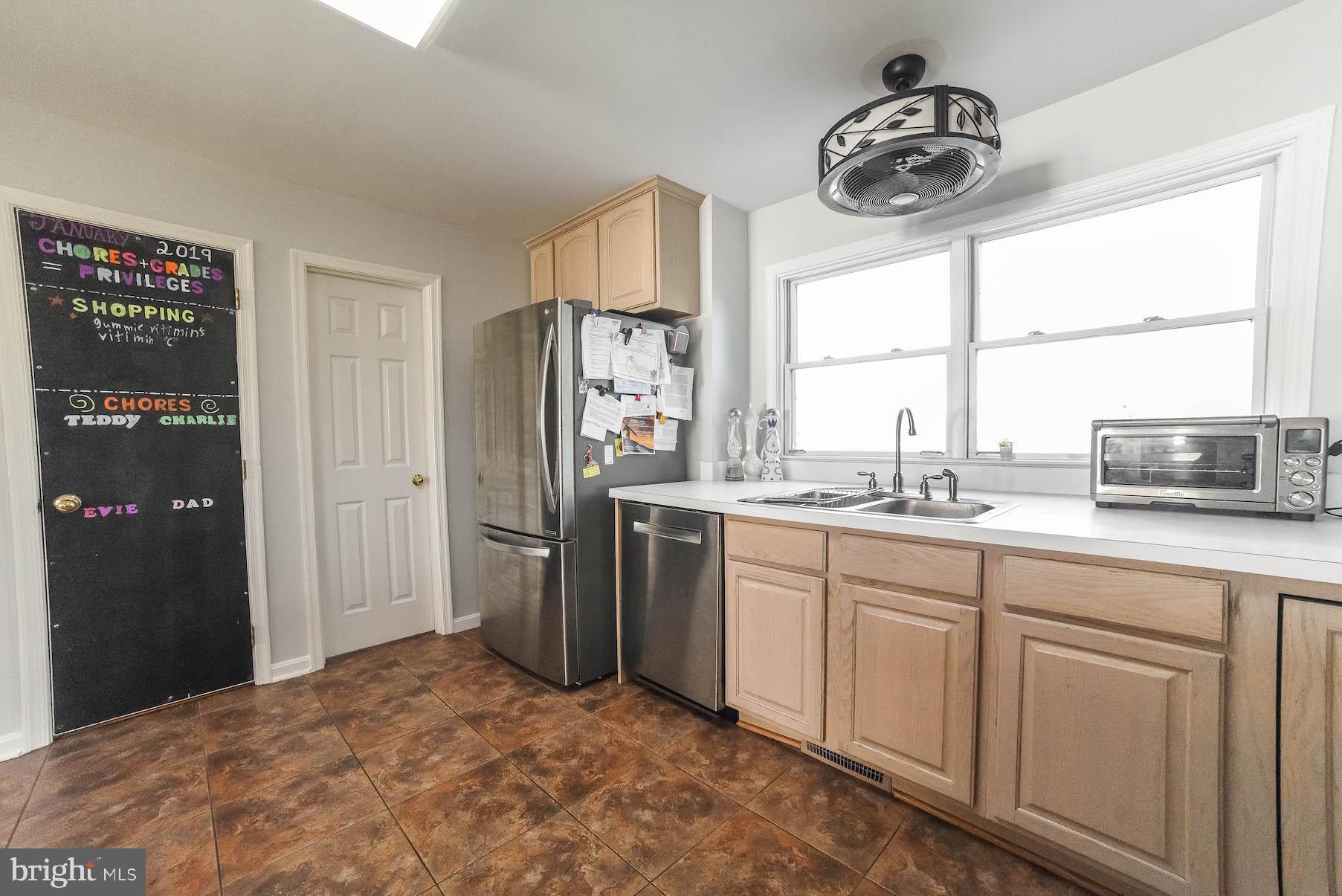 HARBOR VIEW VILLAS - Residential