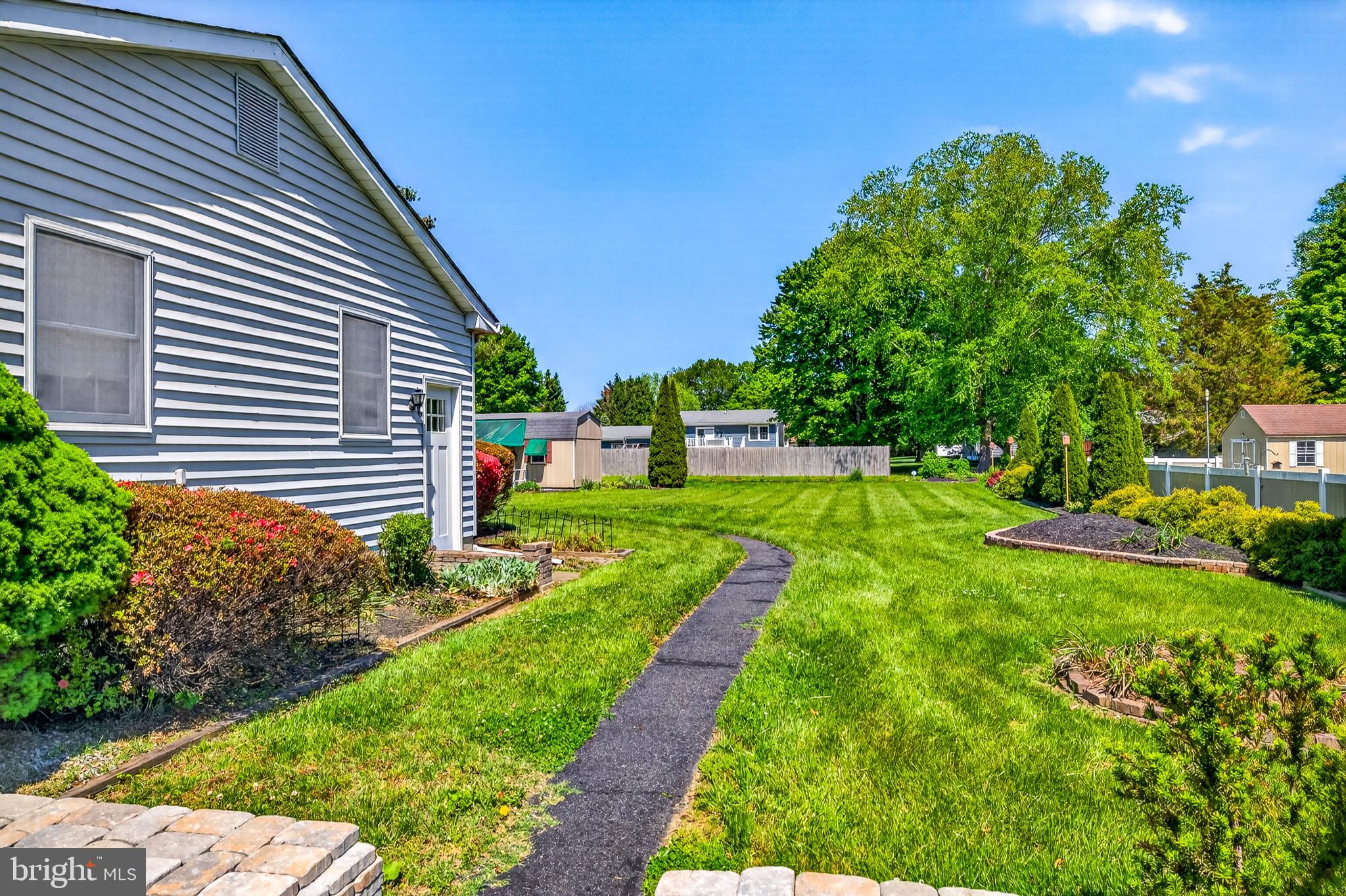 BRANTWOOD - Residential