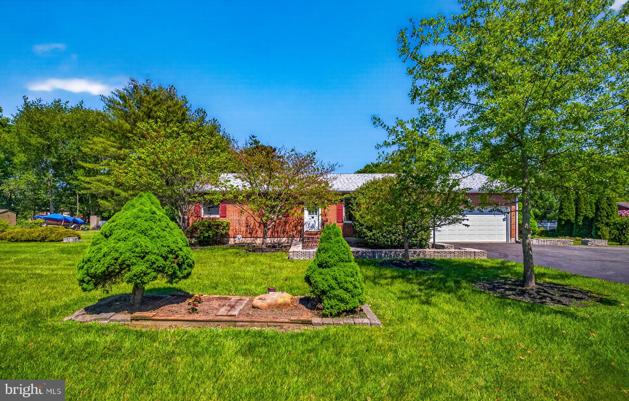 BRANTWOOD - Residential