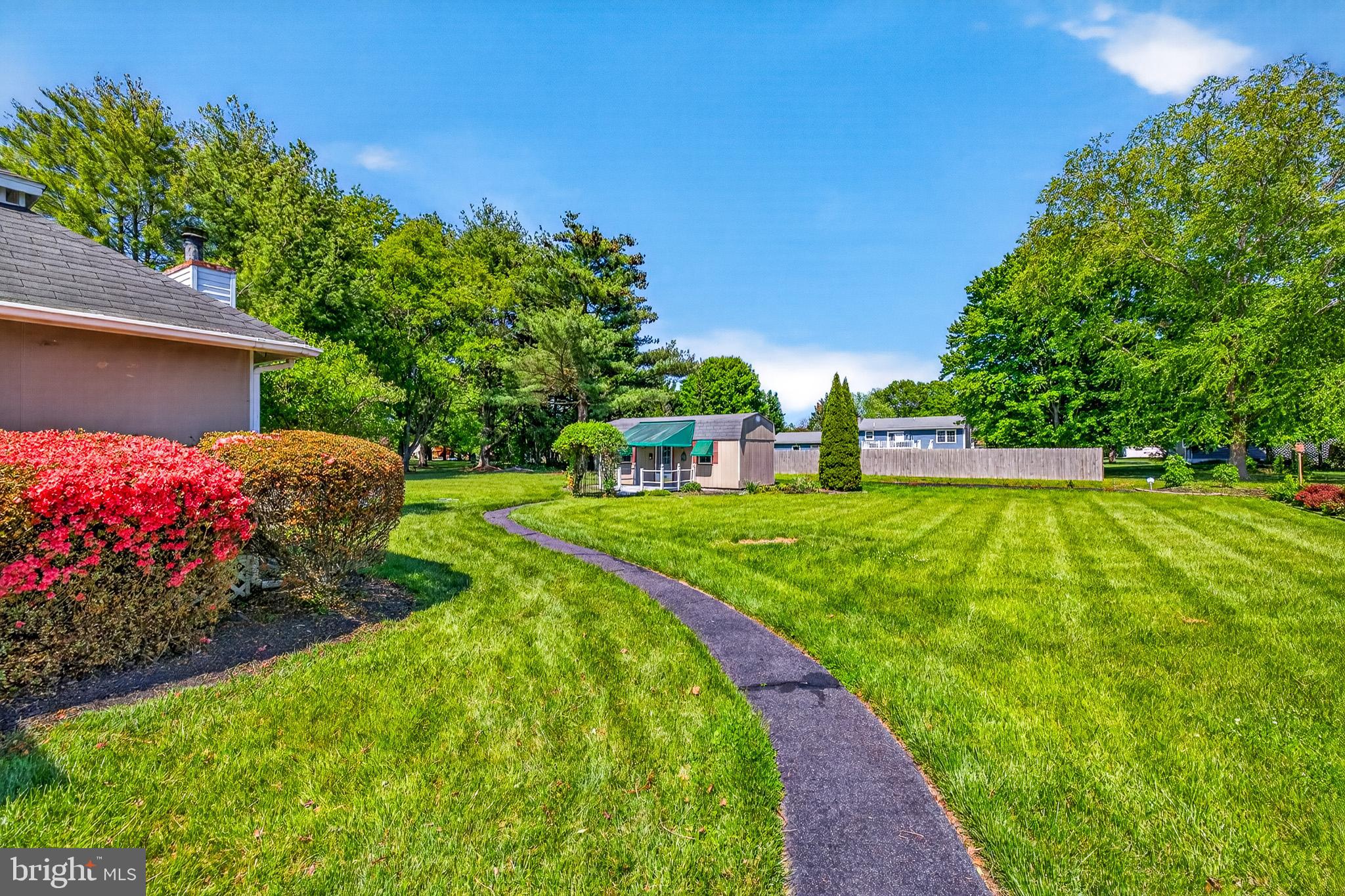 BRANTWOOD - Residential