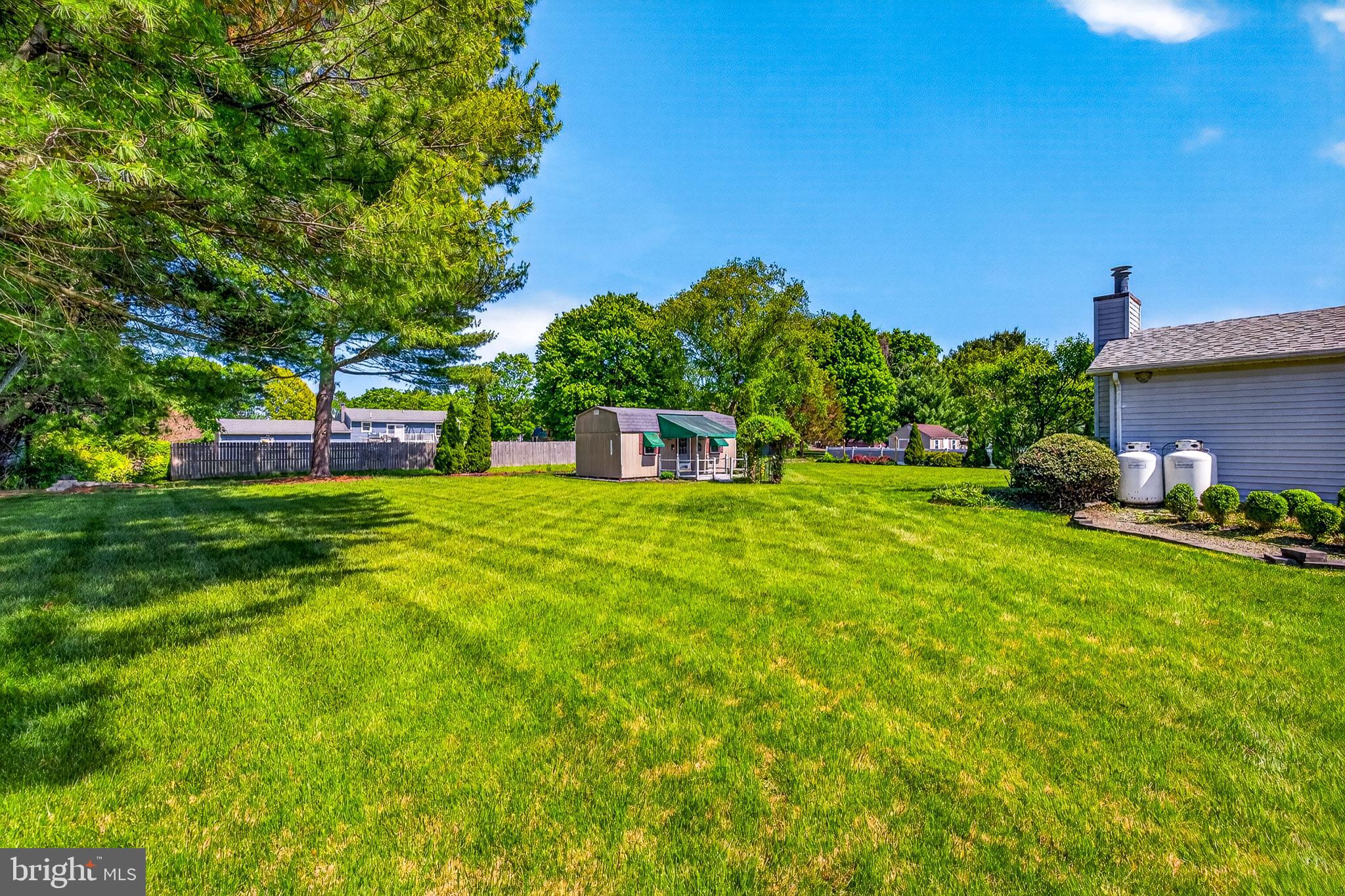 BRANTWOOD - Residential