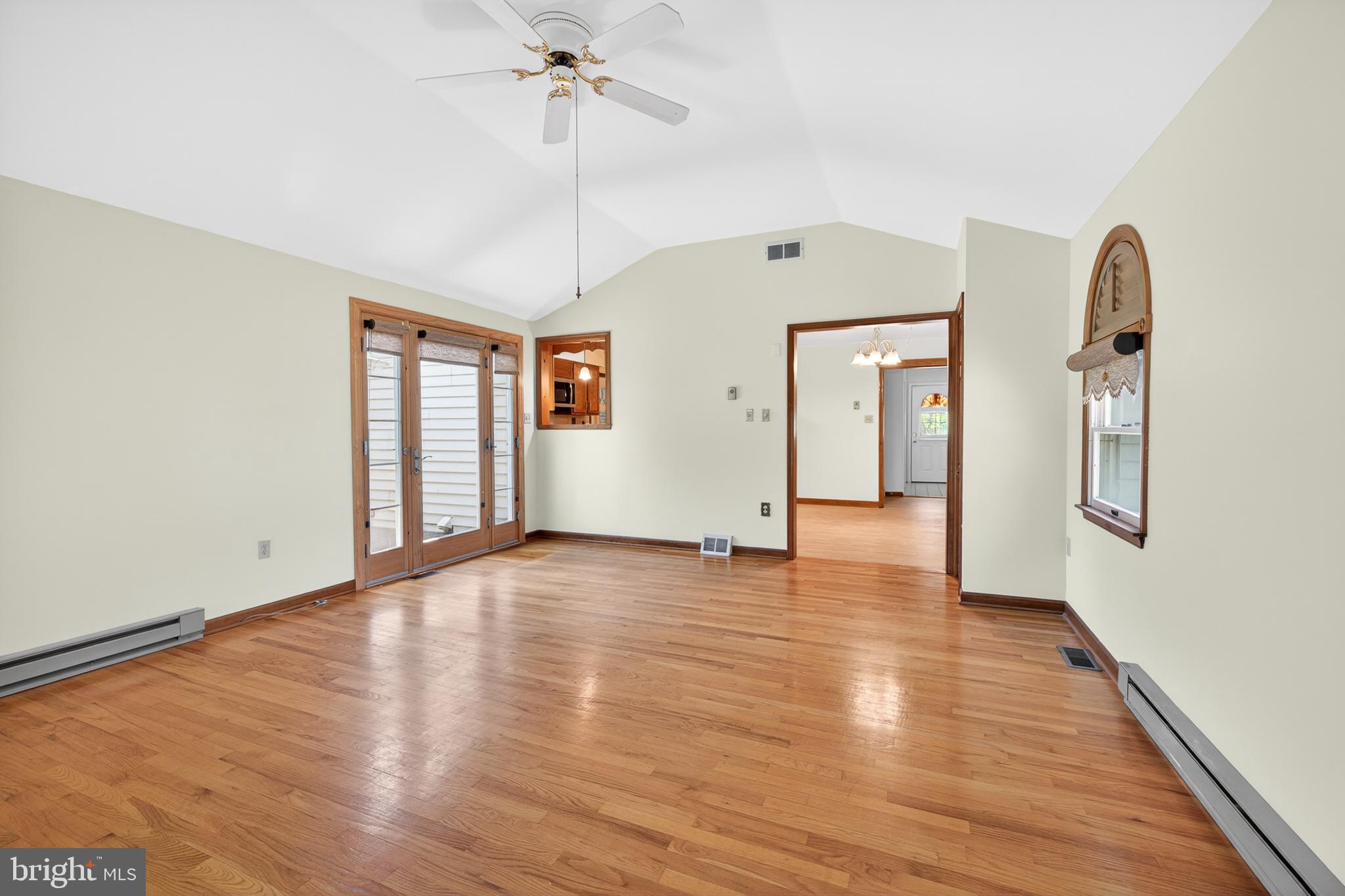 BRANTWOOD - Residential