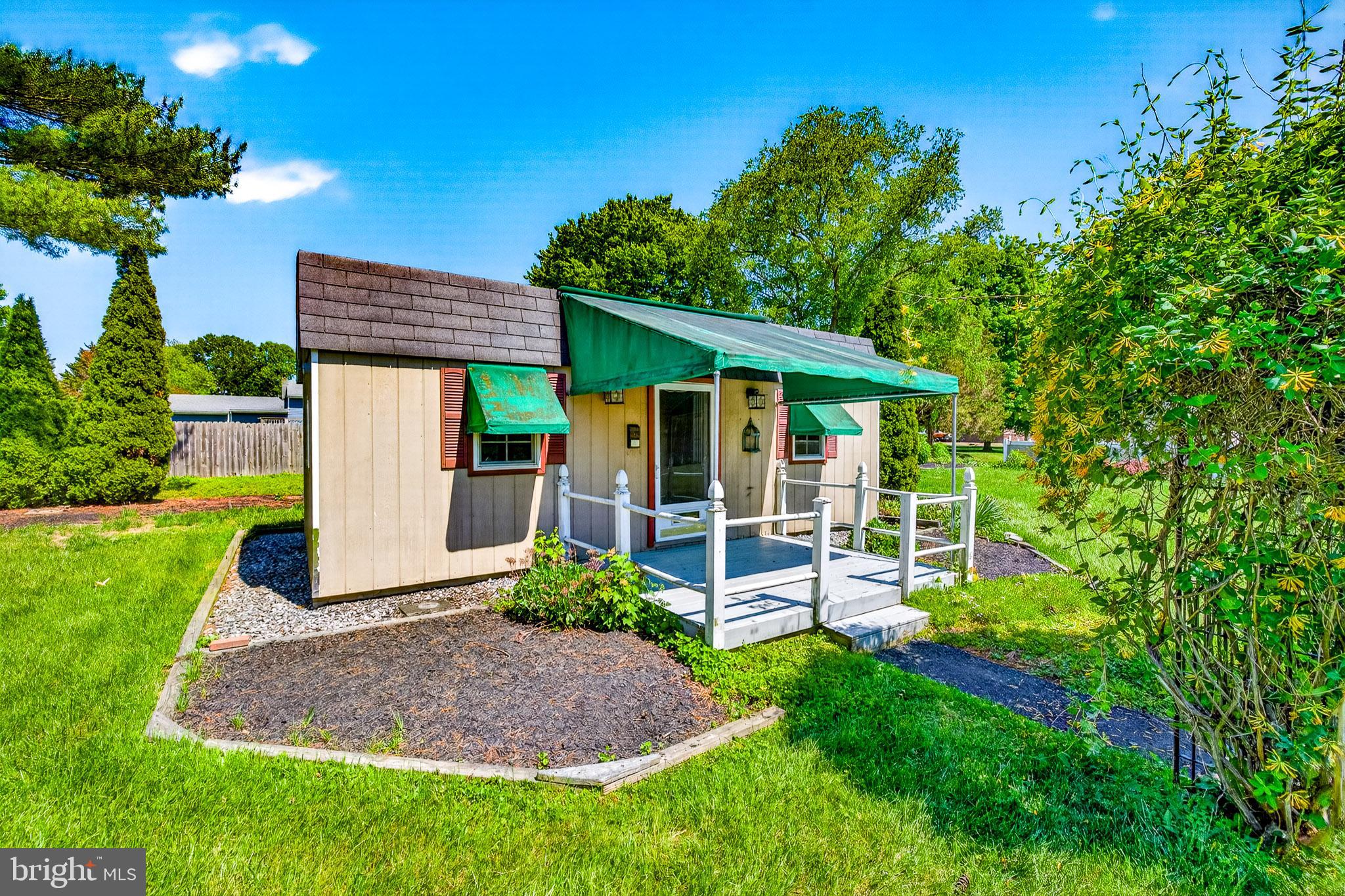 BRANTWOOD - Residential