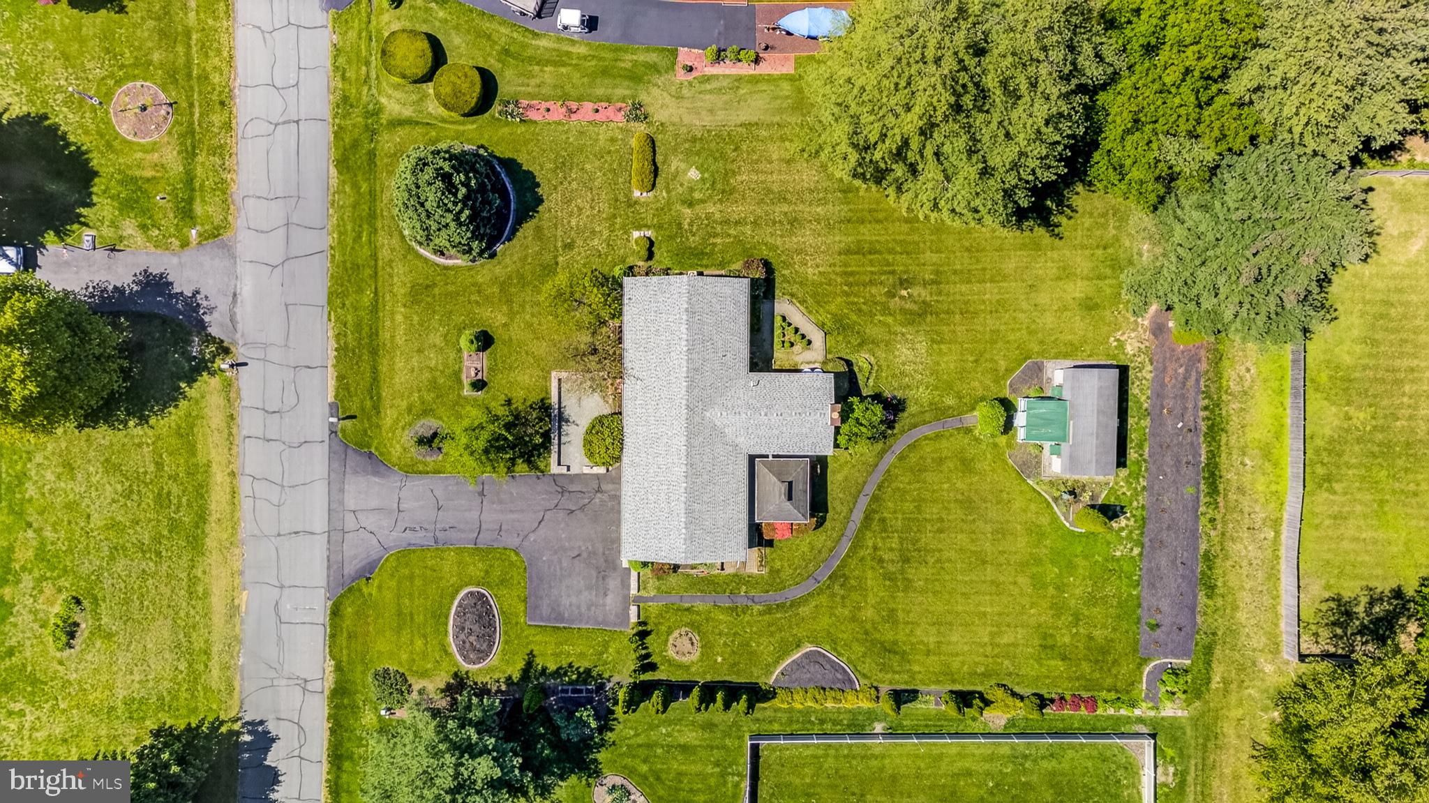 BRANTWOOD - Residential