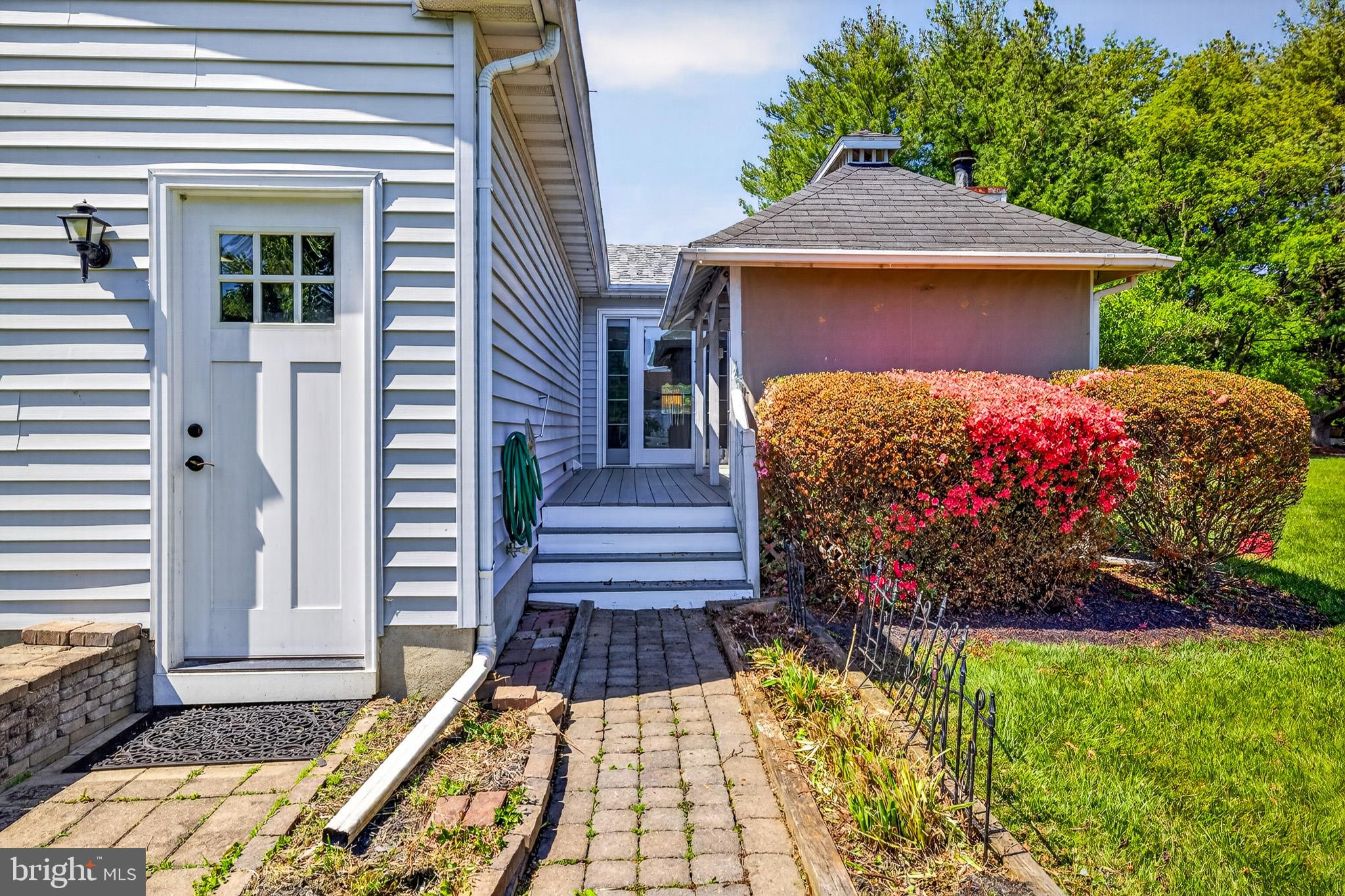 BRANTWOOD - Residential