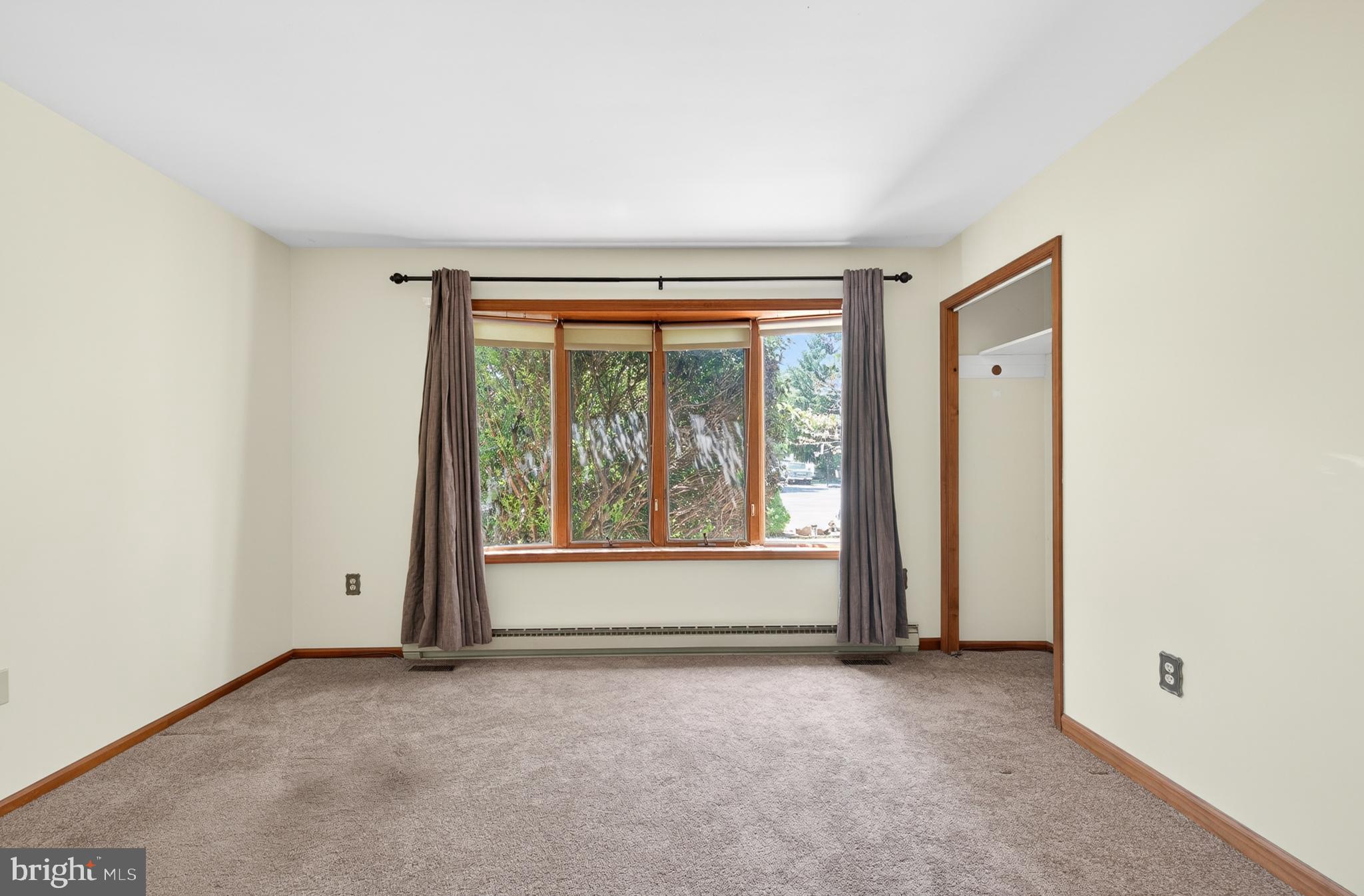 BRANTWOOD - Residential