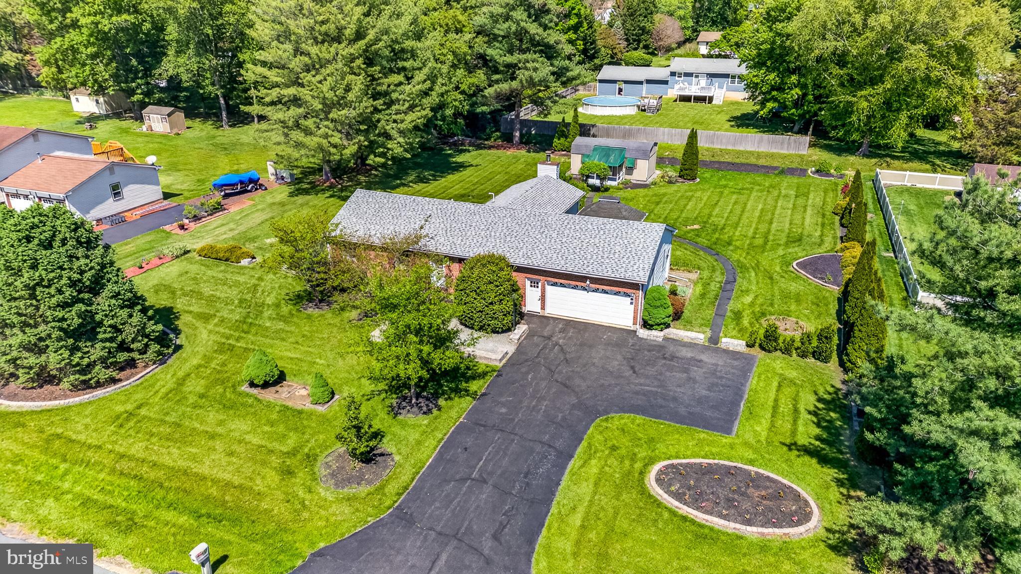 BRANTWOOD - Residential