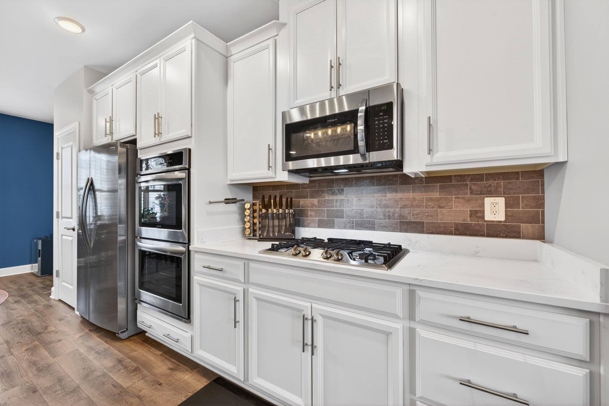 HAYMARKET CROSSING - Residential