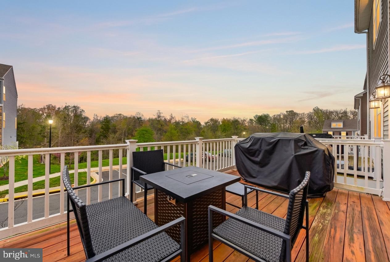 HAYMARKET CROSSING - Residential