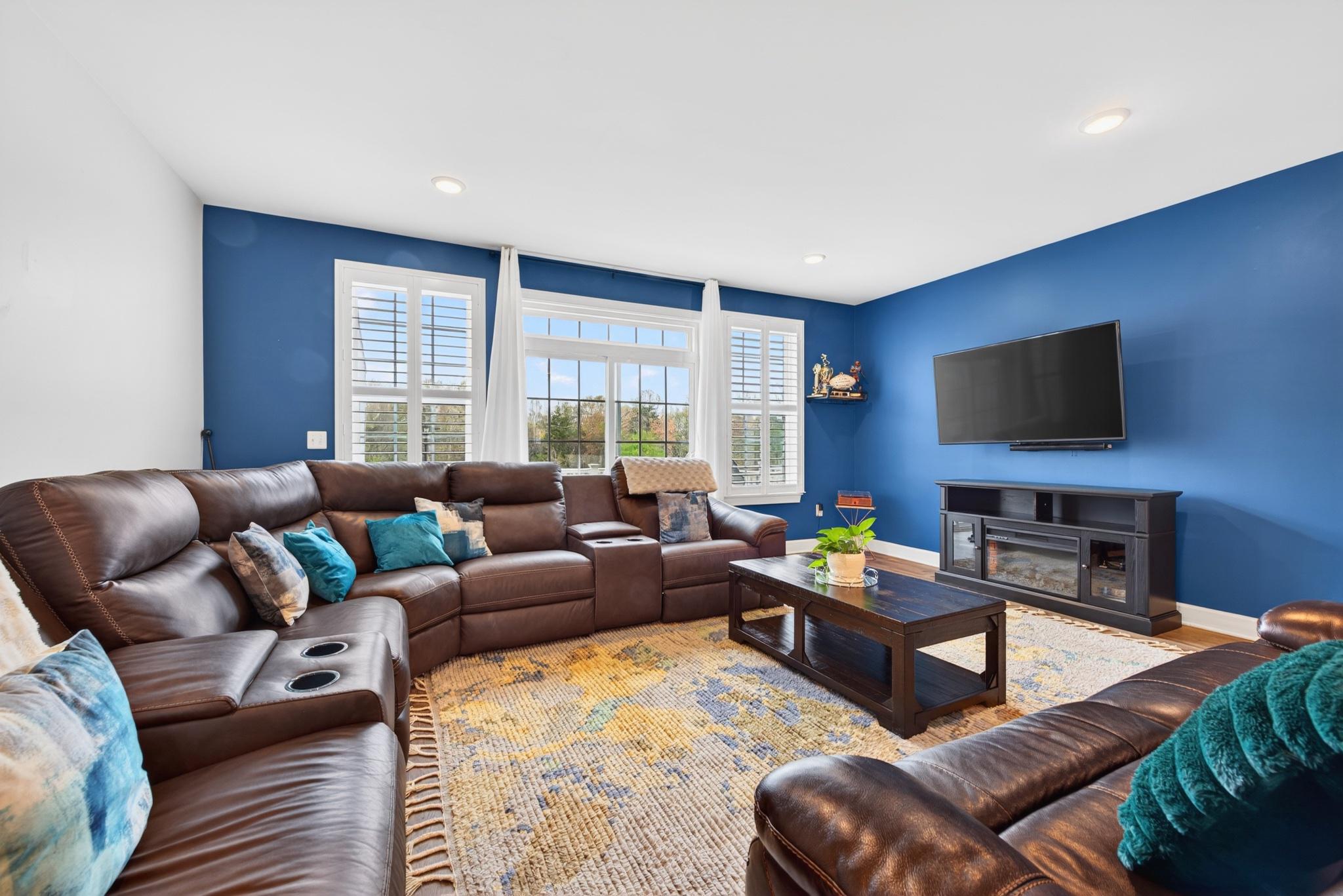 HAYMARKET CROSSING - Residential