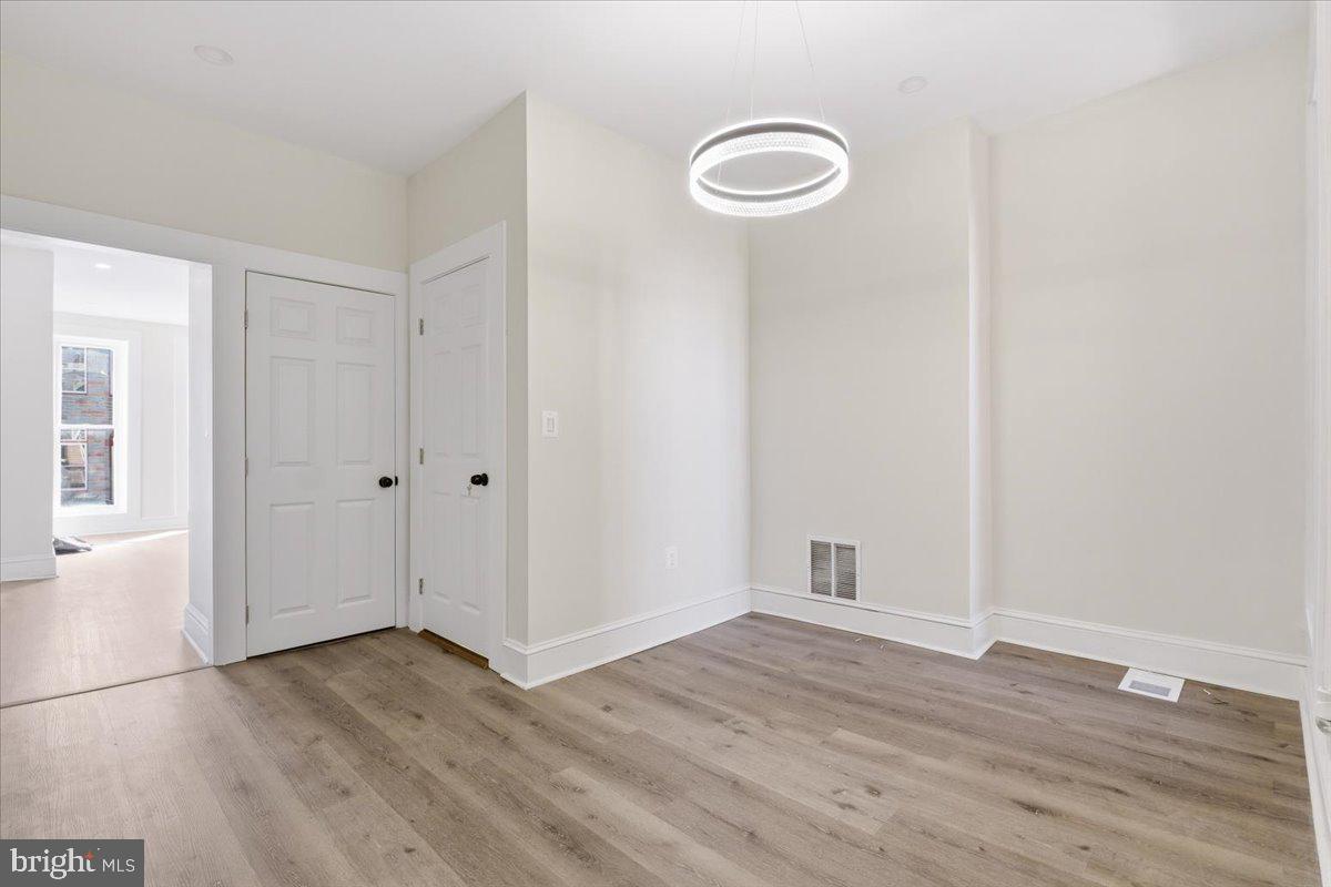 OLIVER - Residential