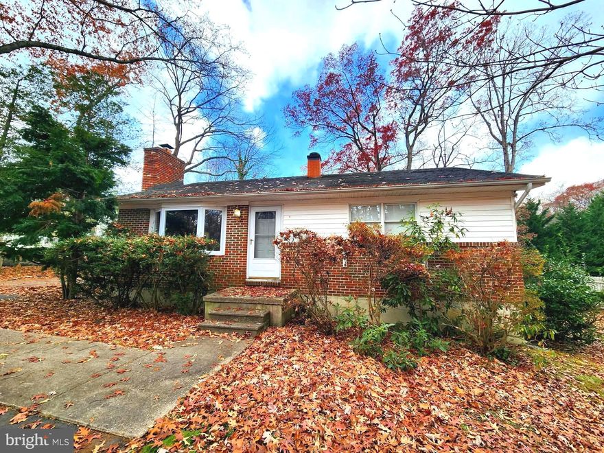 Looking for a home in a quiet neighborhood? Look no further. Welcome home to this 3-bedroom 2 full bath and an additional room that can be used for an office or den. The walls have been recently painted. New carpet in living room and hall. Home is also close to BWI, Fort Meade, and Washington DC. The home is being sold as is. The owner has lived in this home for many years and has loved it.  The house sits on almost an acre!!!! You can add on to this home making a larger living space or the home is zoned R5 and can be sub-divided.  Have your relatives build a home on the same lot with you. The sky's the limit. Don't miss out on the opportunity to own a home in Severna Park with almost an acre!!! The home states that the total square footage is 1970, but an addition was added onto the home. the measurement for the addition is 16'x36'.