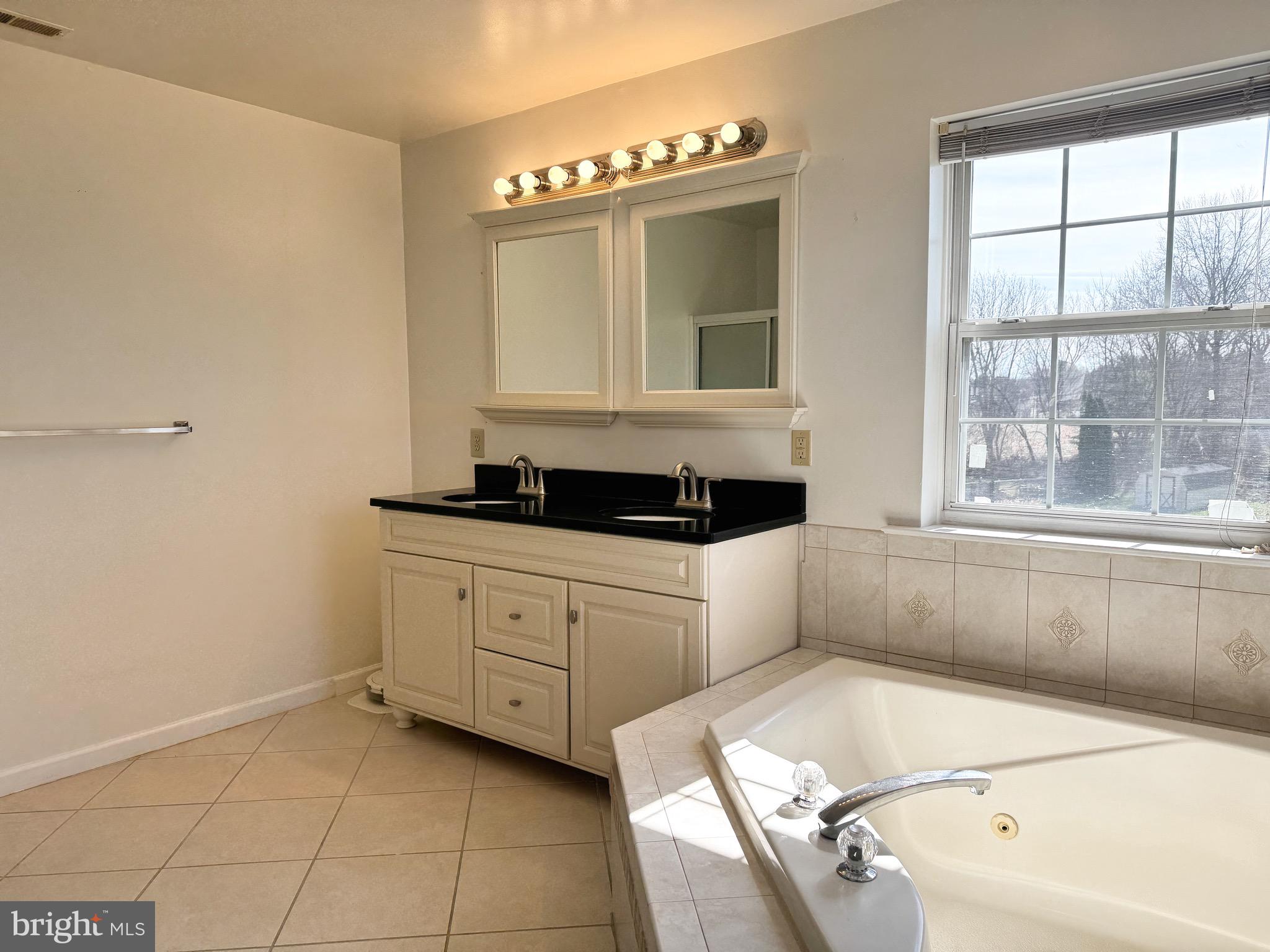 COVENTRY MEWS - Residential