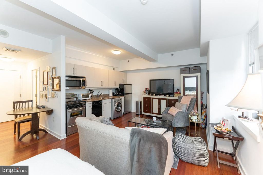 Photo of 219 - 29 S 18th Street #504, PHILADELPHIA, PA 19103 (MLS # PAPH2602960)