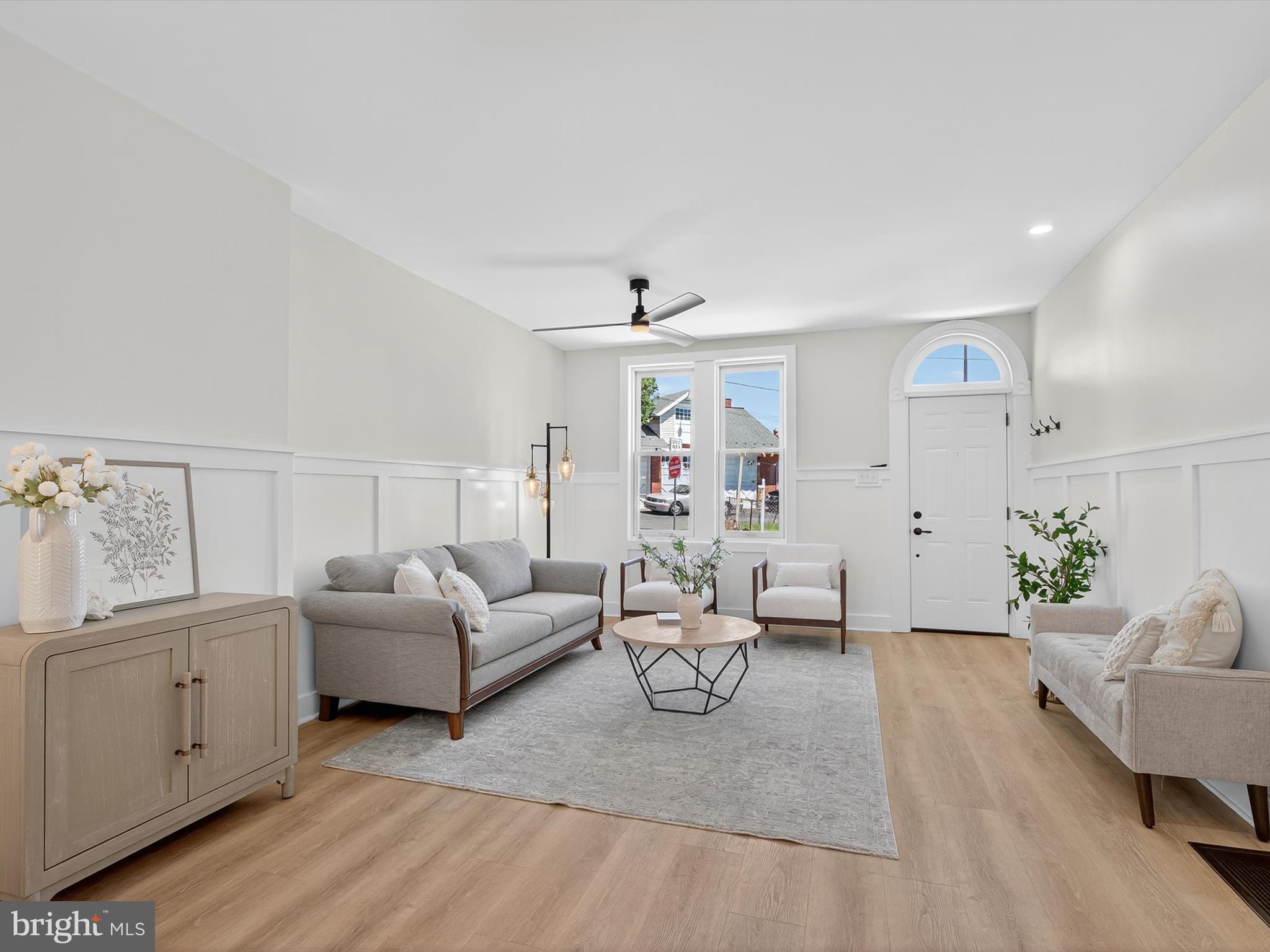 446 S PLUM STREET
