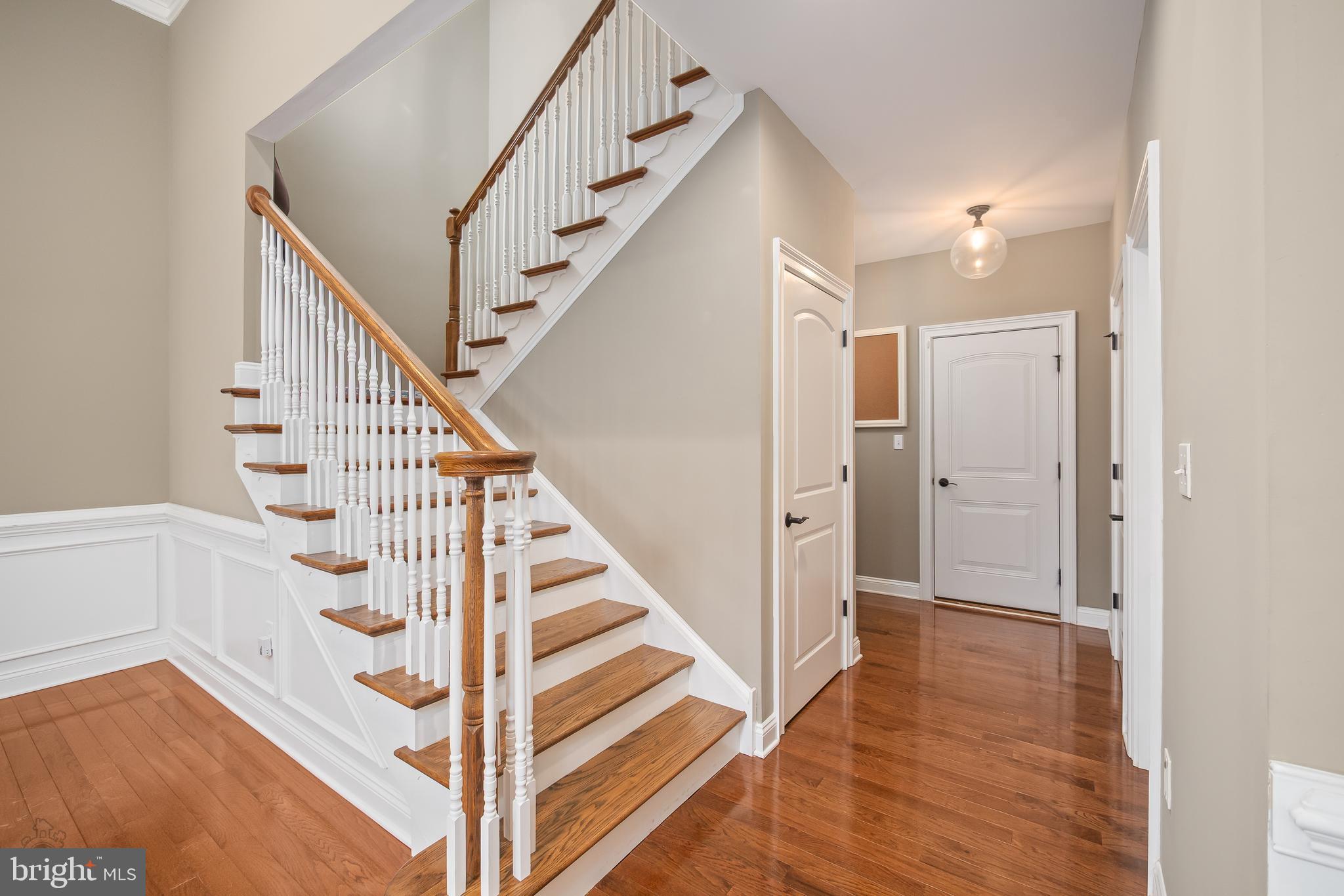 THE VILLAS @ SV - Residential