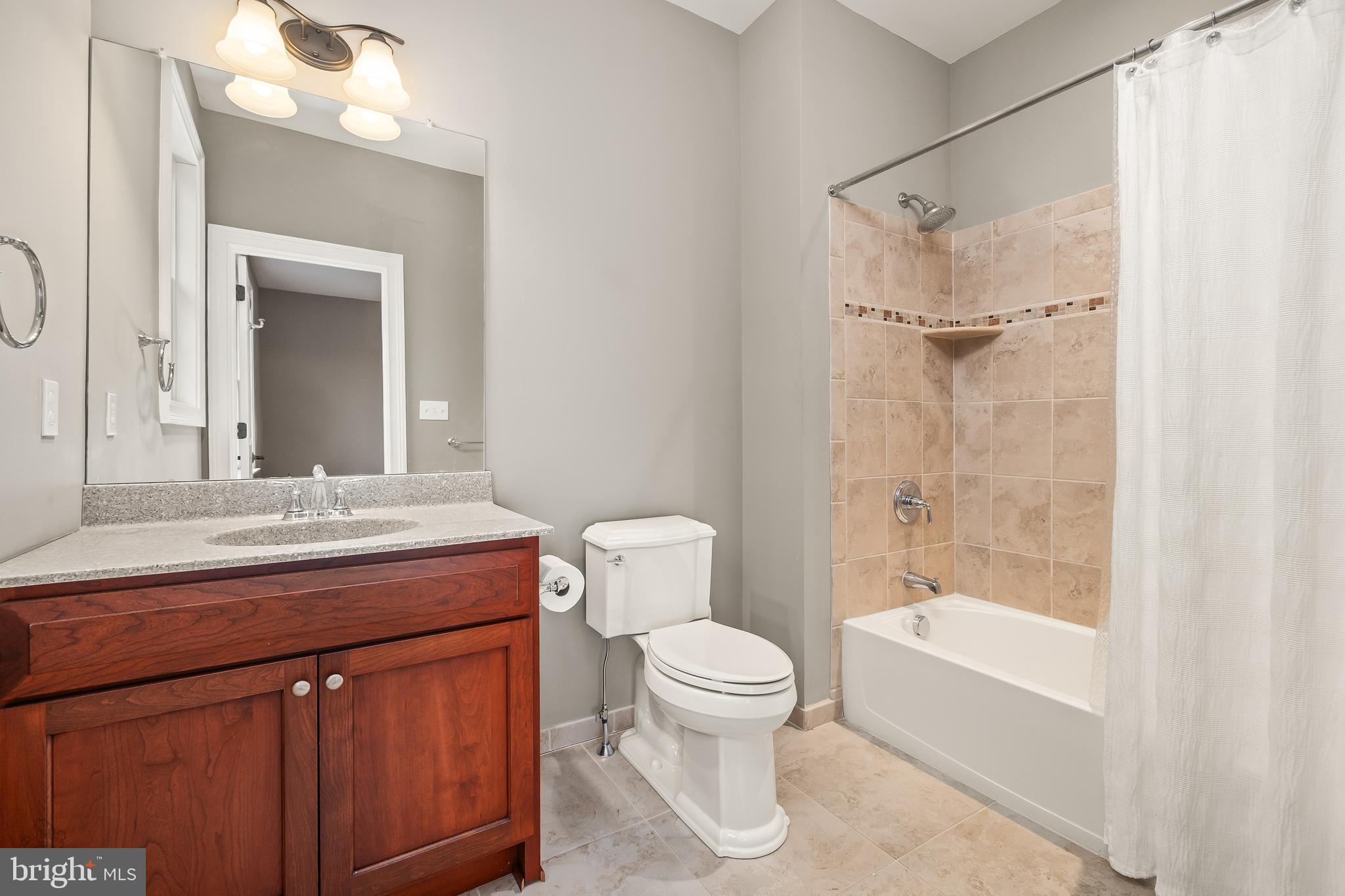 THE VILLAS @ SV - Residential