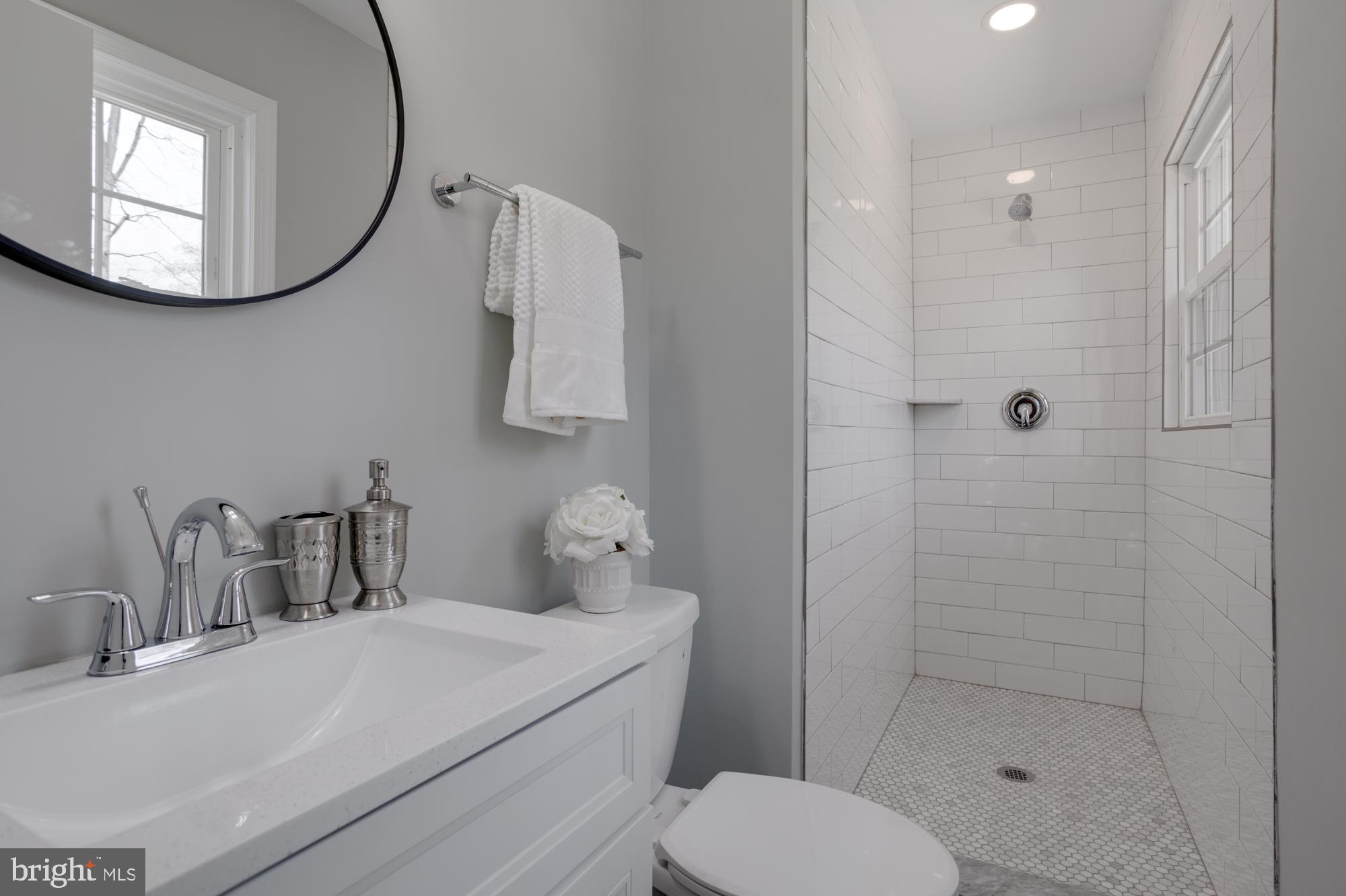 JOYCE HEIGHTS - Residential