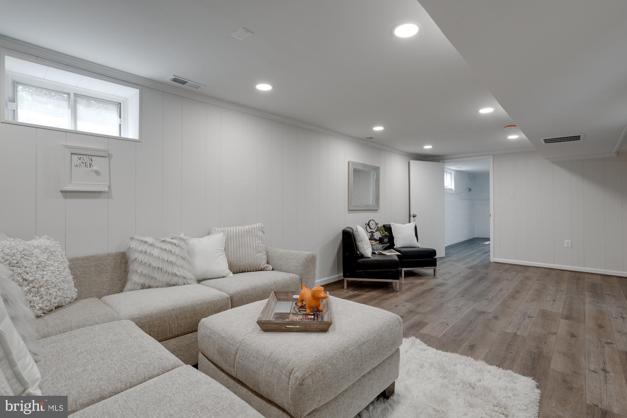 JOYCE HEIGHTS - Residential