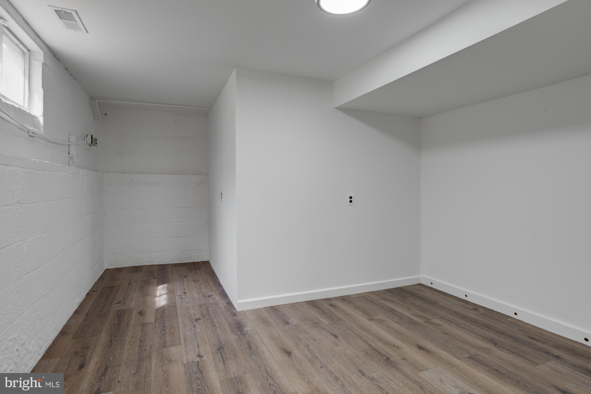 JOYCE HEIGHTS - Residential