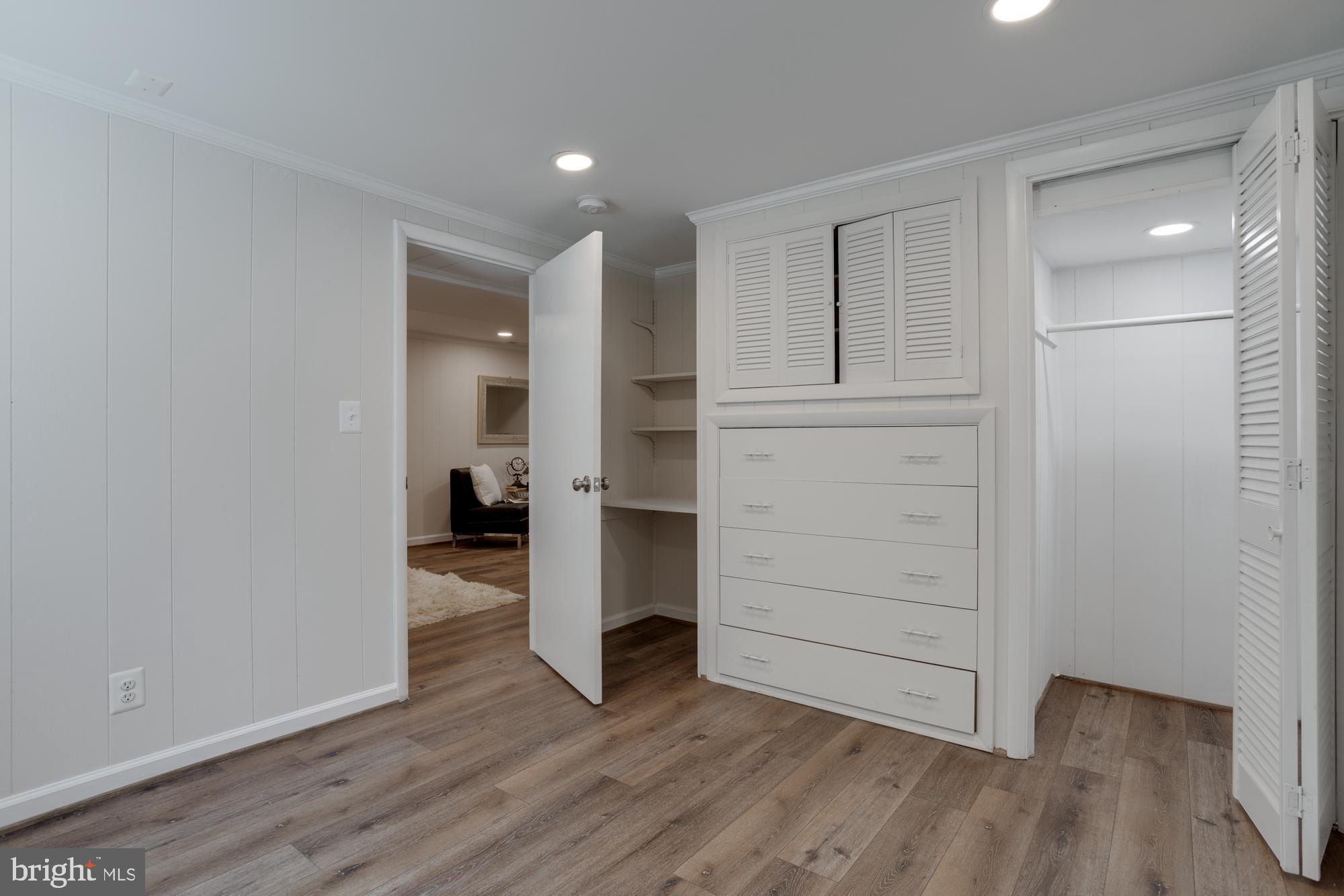 JOYCE HEIGHTS - Residential