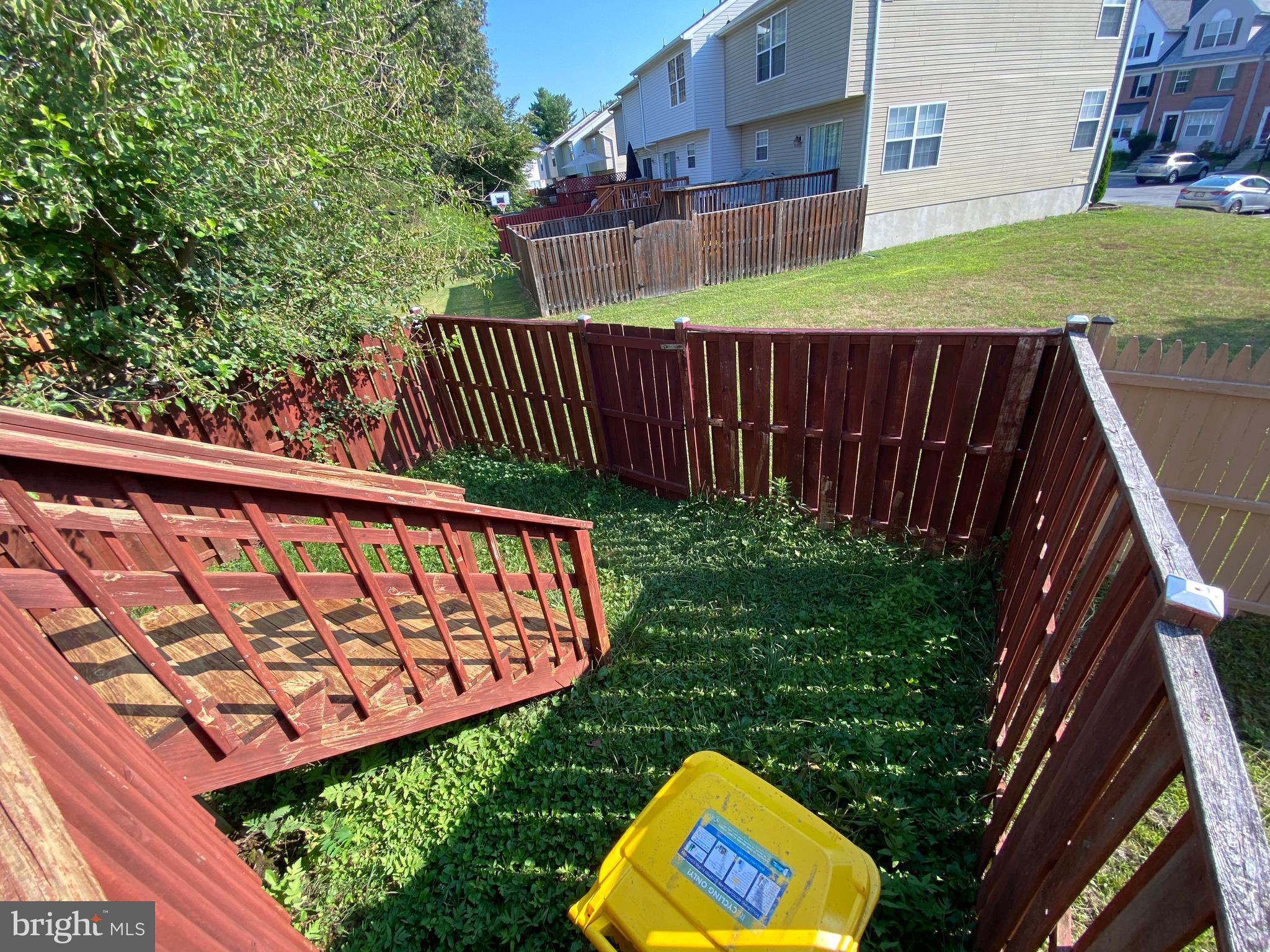 SEVEN OAKS - Residential