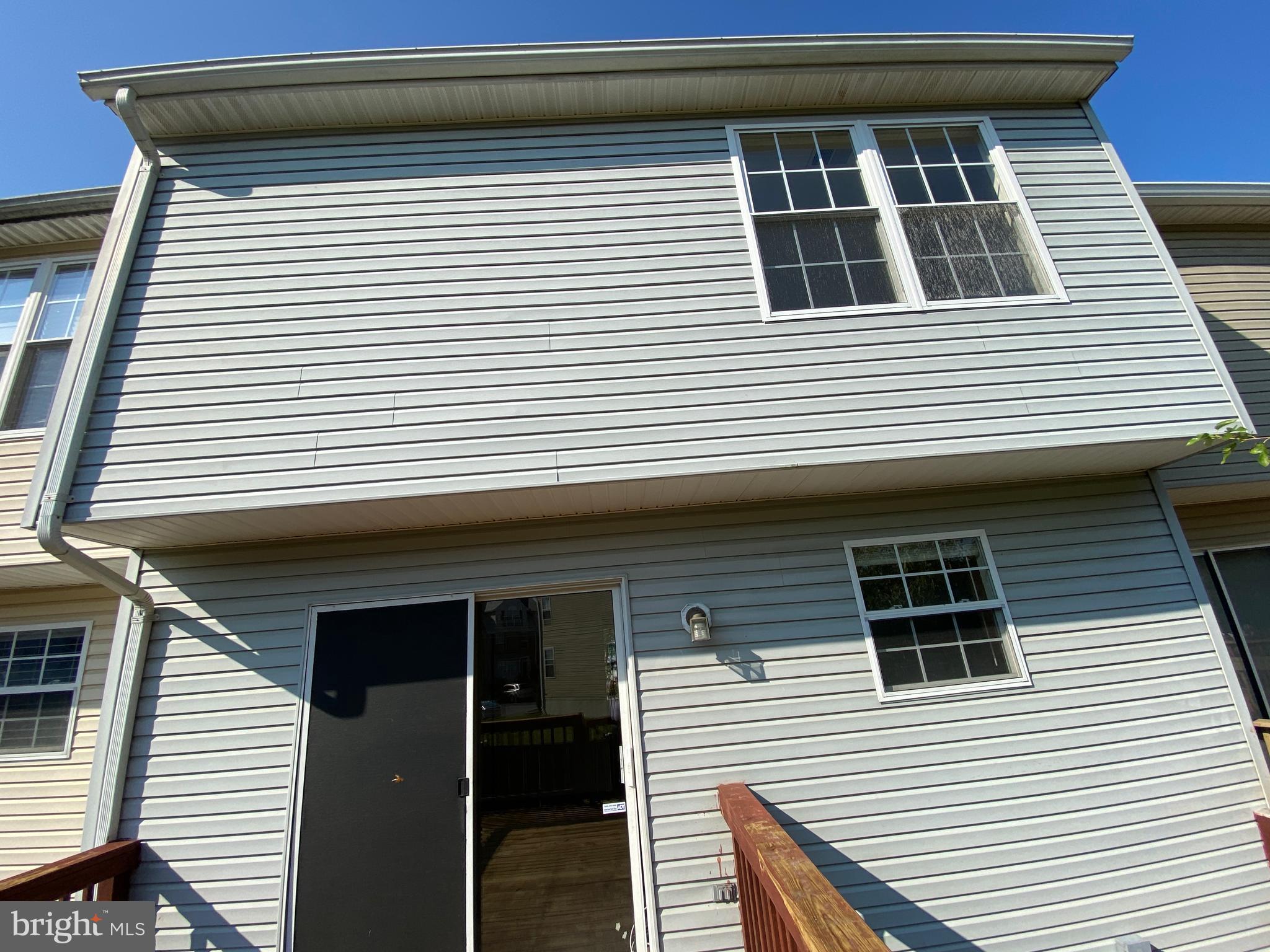 SEVEN OAKS - Residential