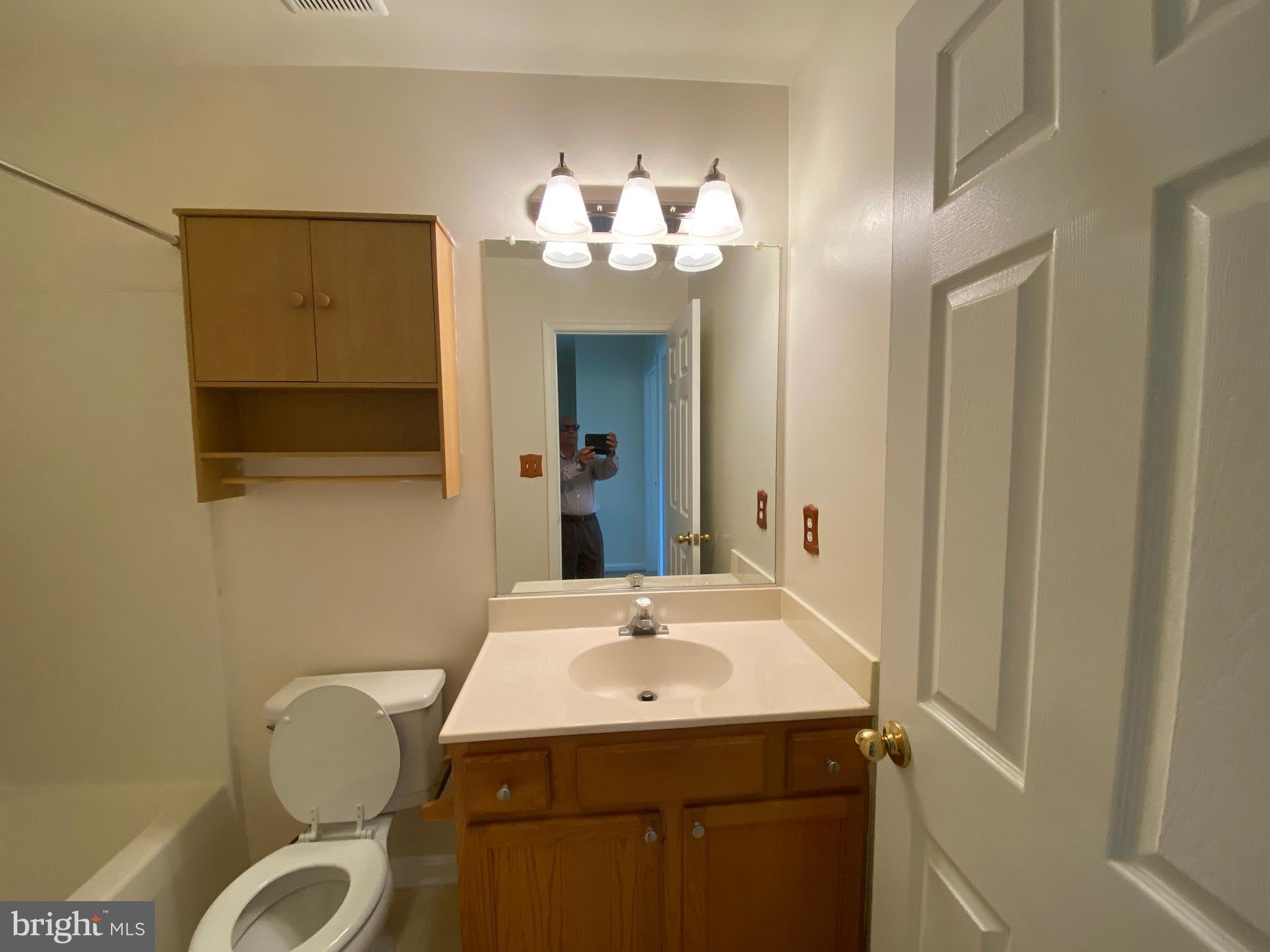 SEVEN OAKS - Residential