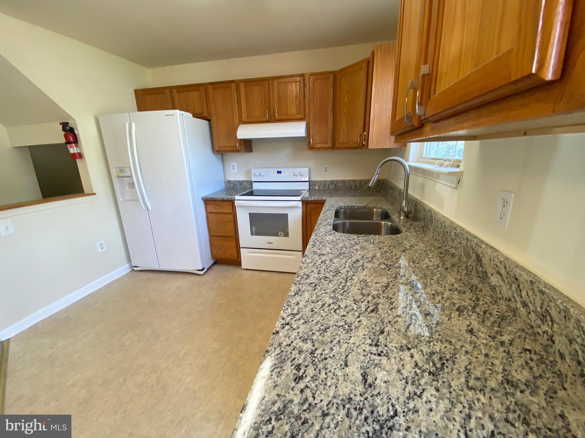 SEVEN OAKS - Residential