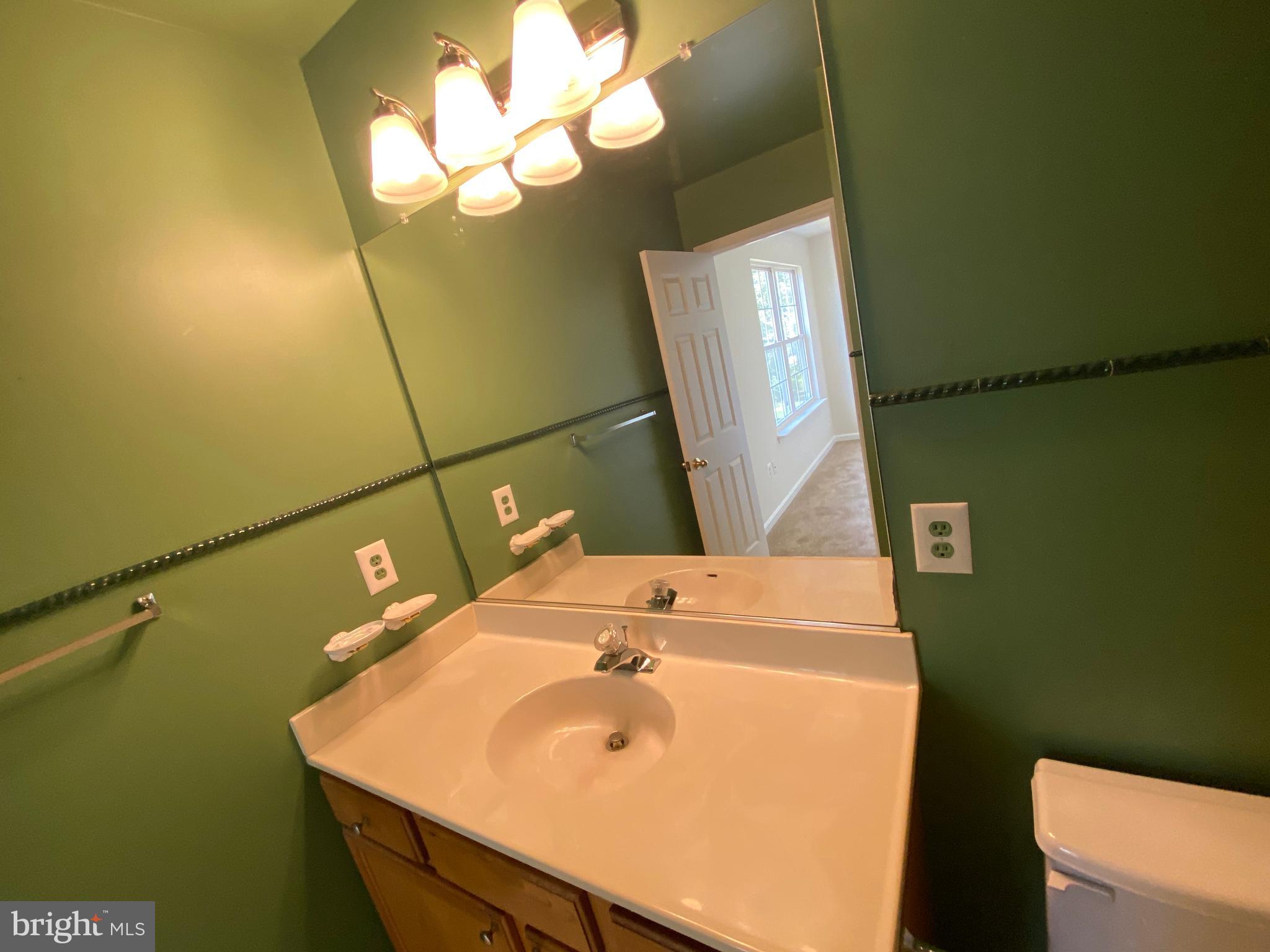 SEVEN OAKS - Residential