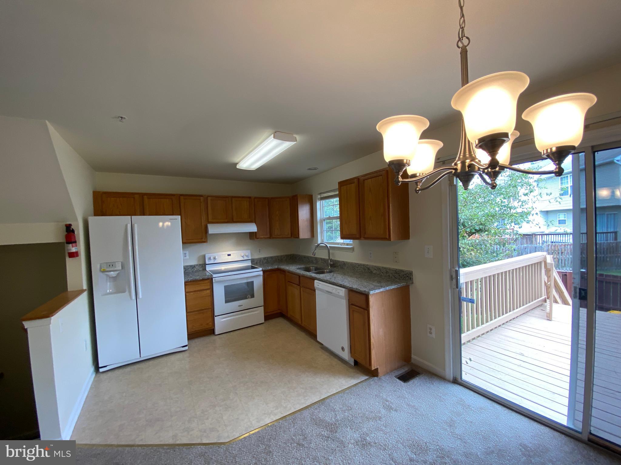 SEVEN OAKS - Residential