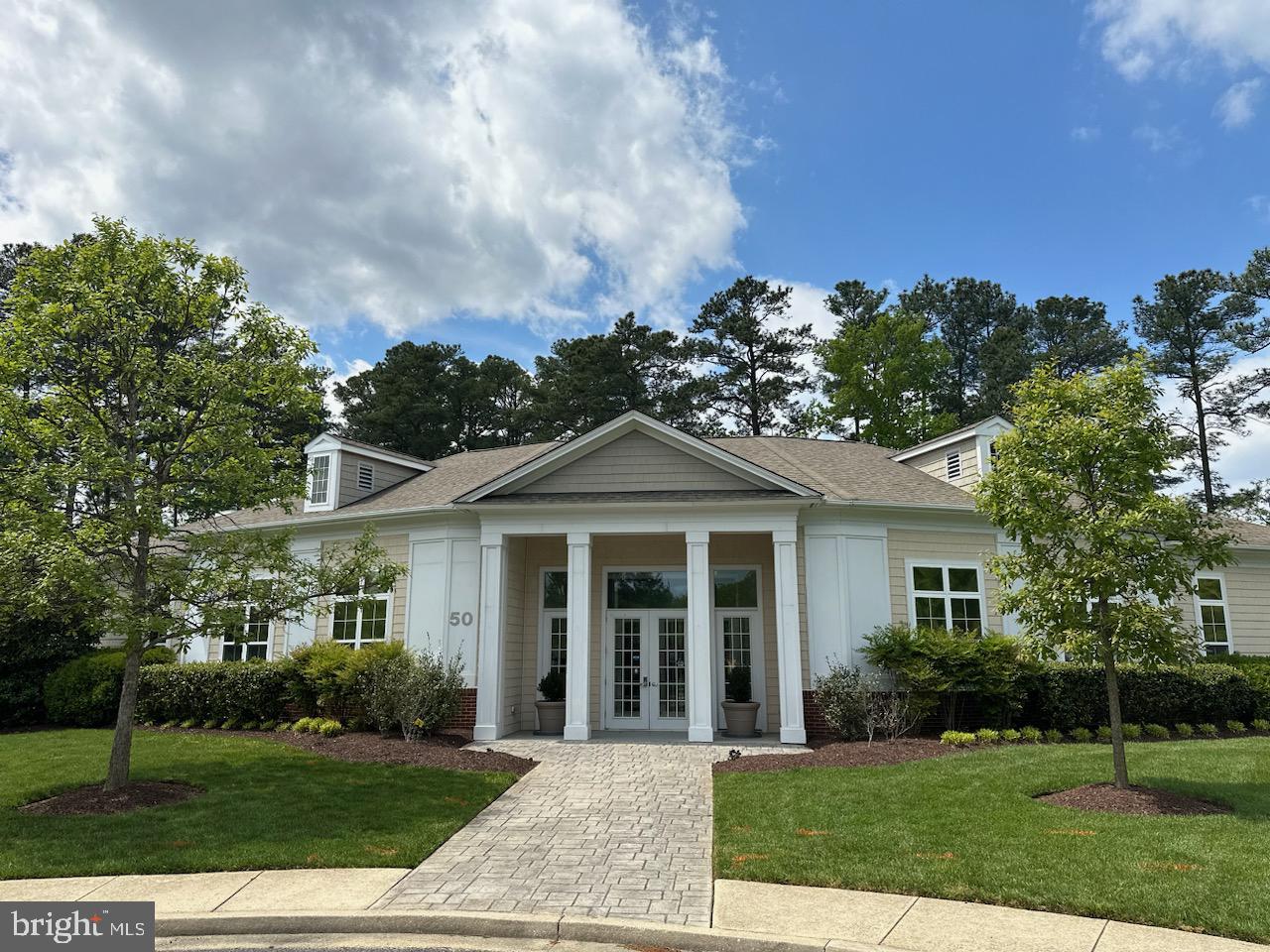 OYSTER BAY CONDOMINIUMS - Land