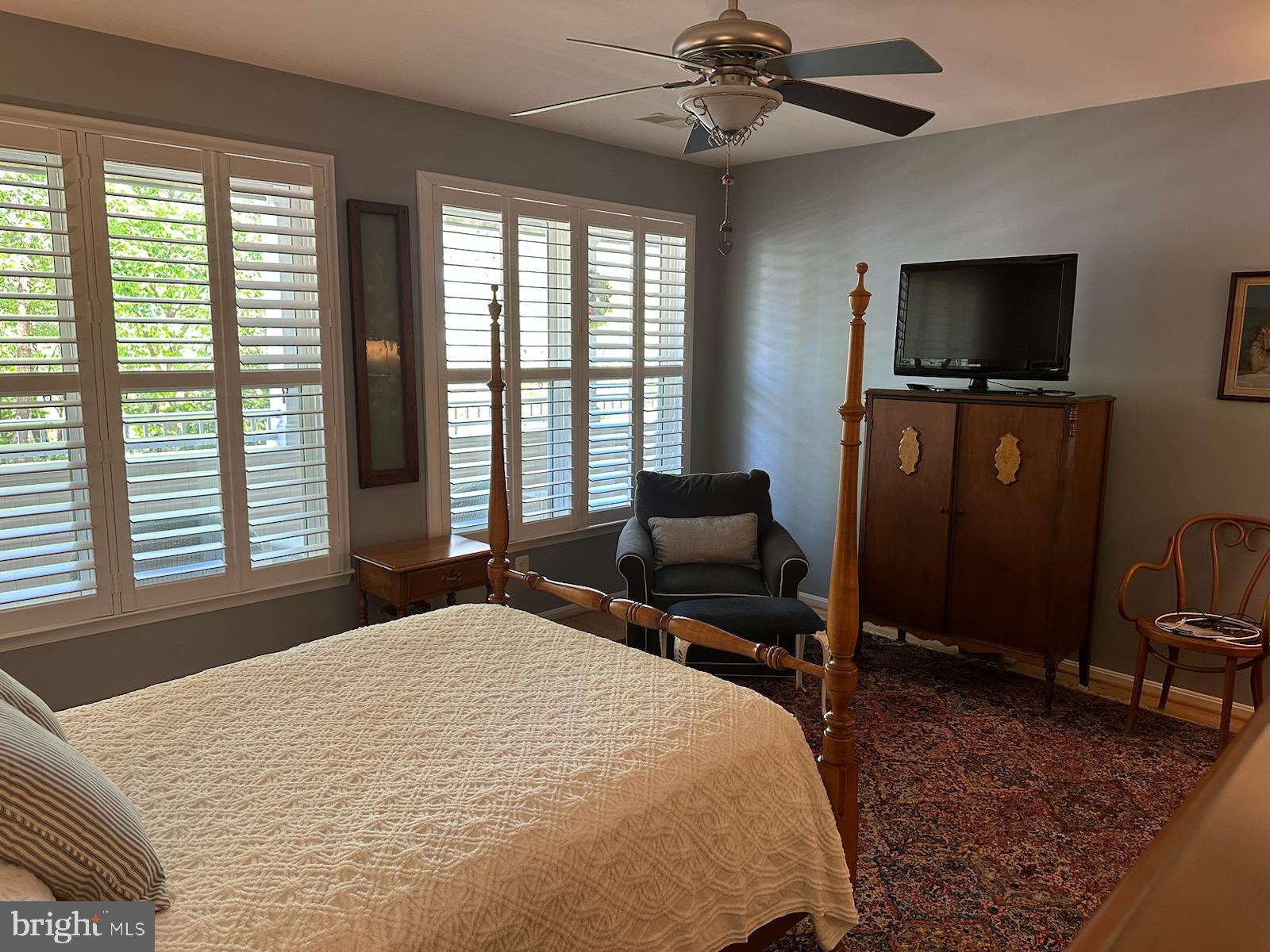 OYSTER BAY CONDOMINIUMS - Land